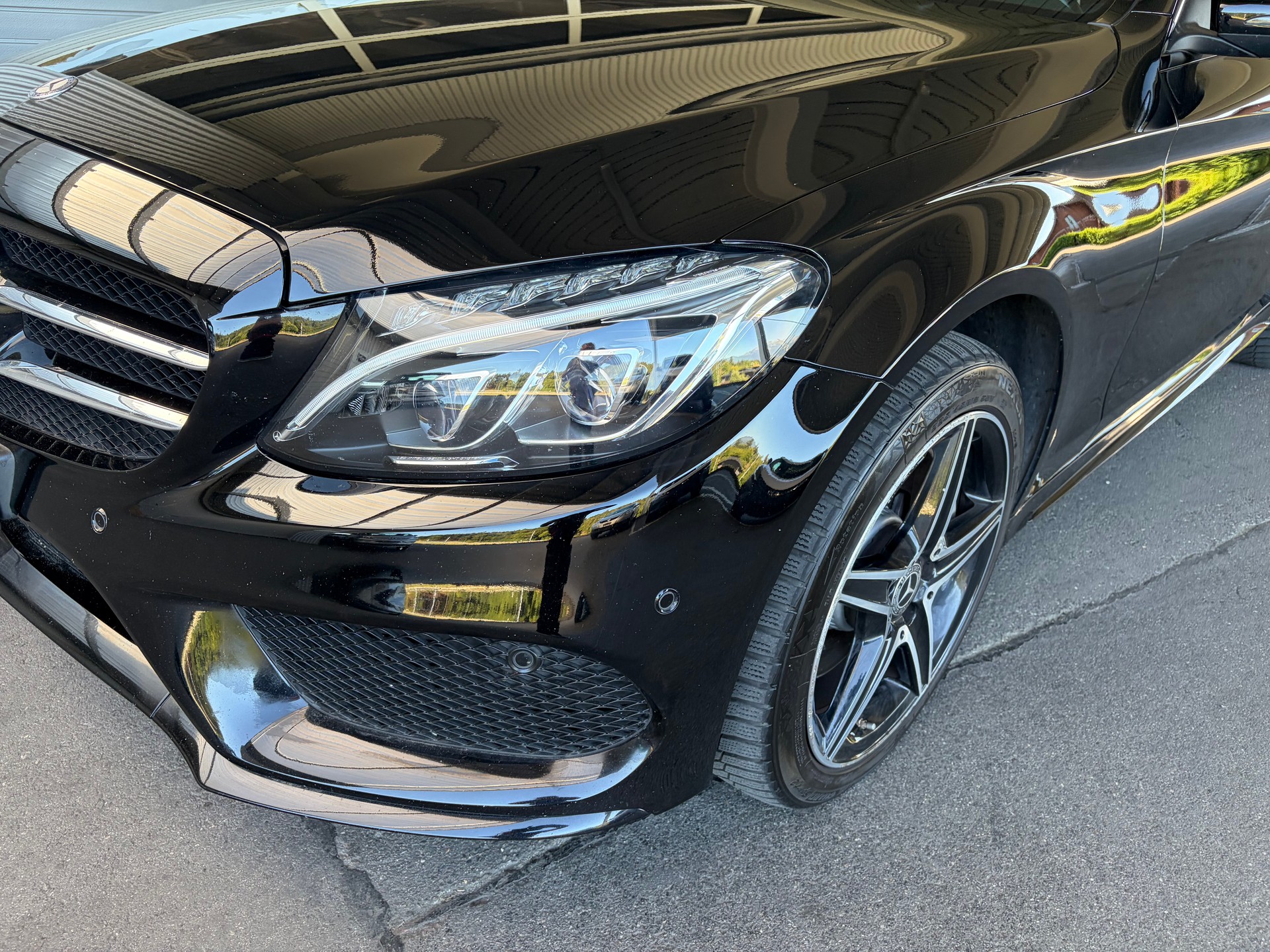 MERCEDES-BENZ C 250 d AMG Line 4Matic 9G-Tronic-image-4
