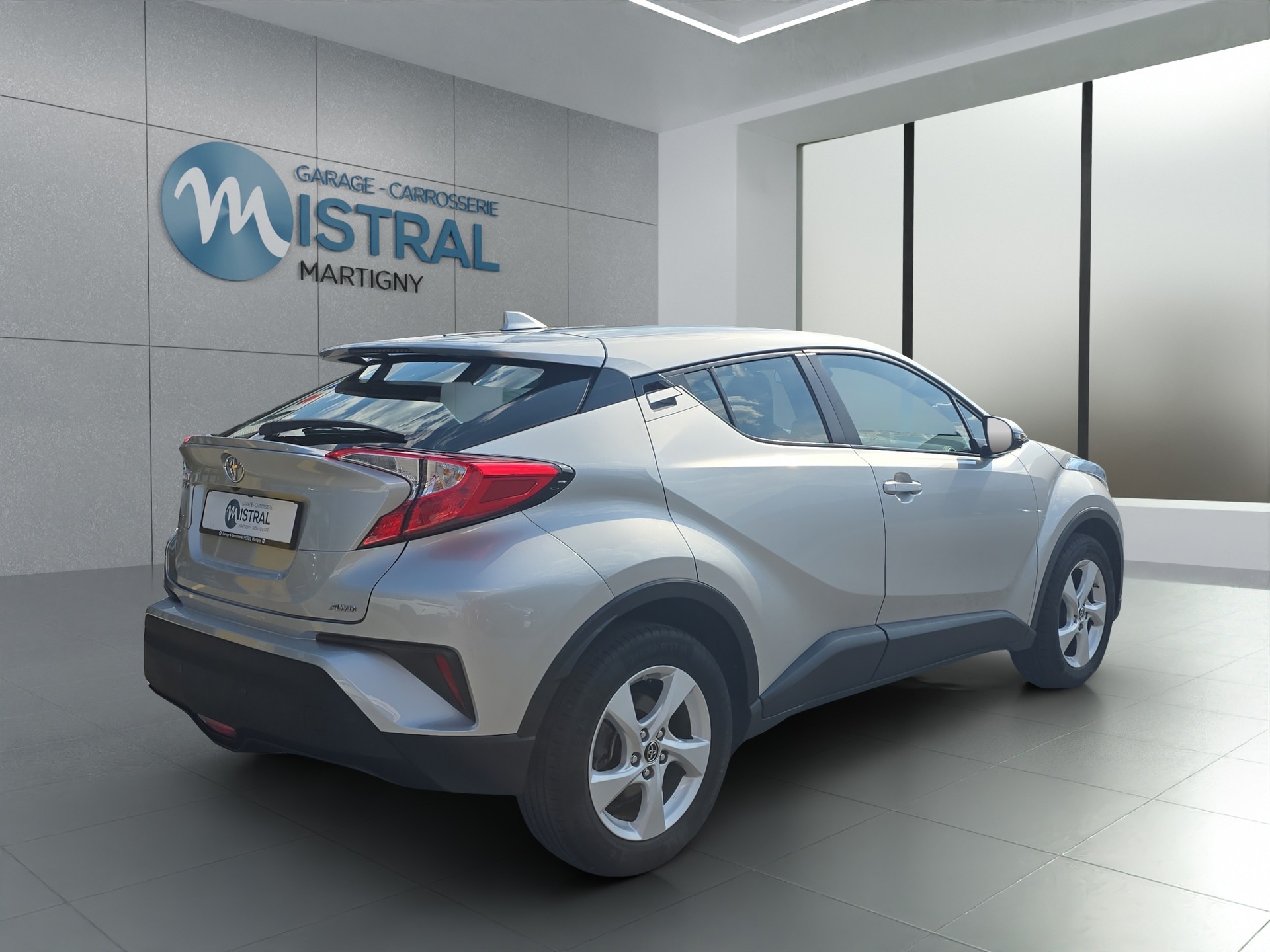 TOYOTA C-HR 1.2 T Comfort 4x4-image-4