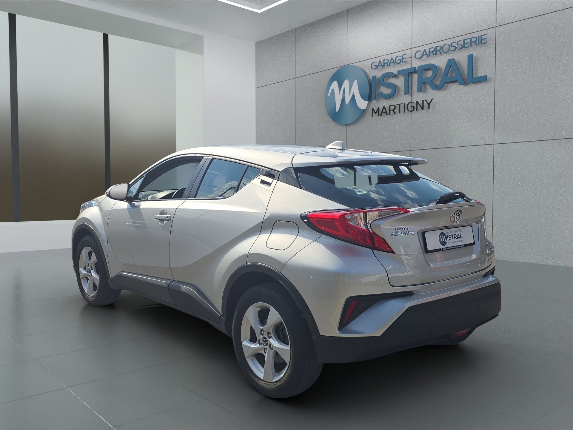 TOYOTA C-HR 1.2 T Comfort 4x4-showroom-element-2