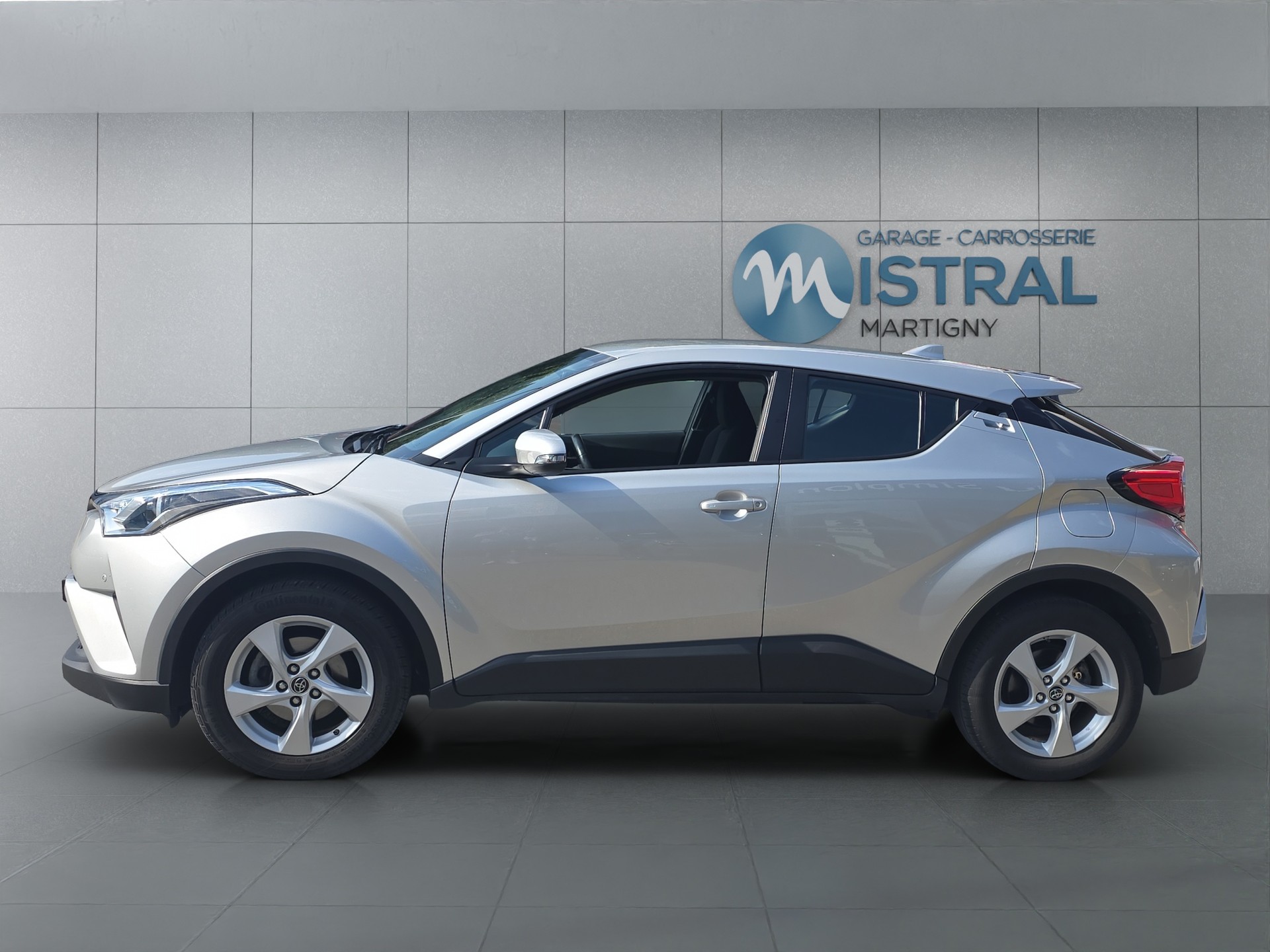 TOYOTA C-HR 1.2 T Comfort 4x4-showroom-element-1