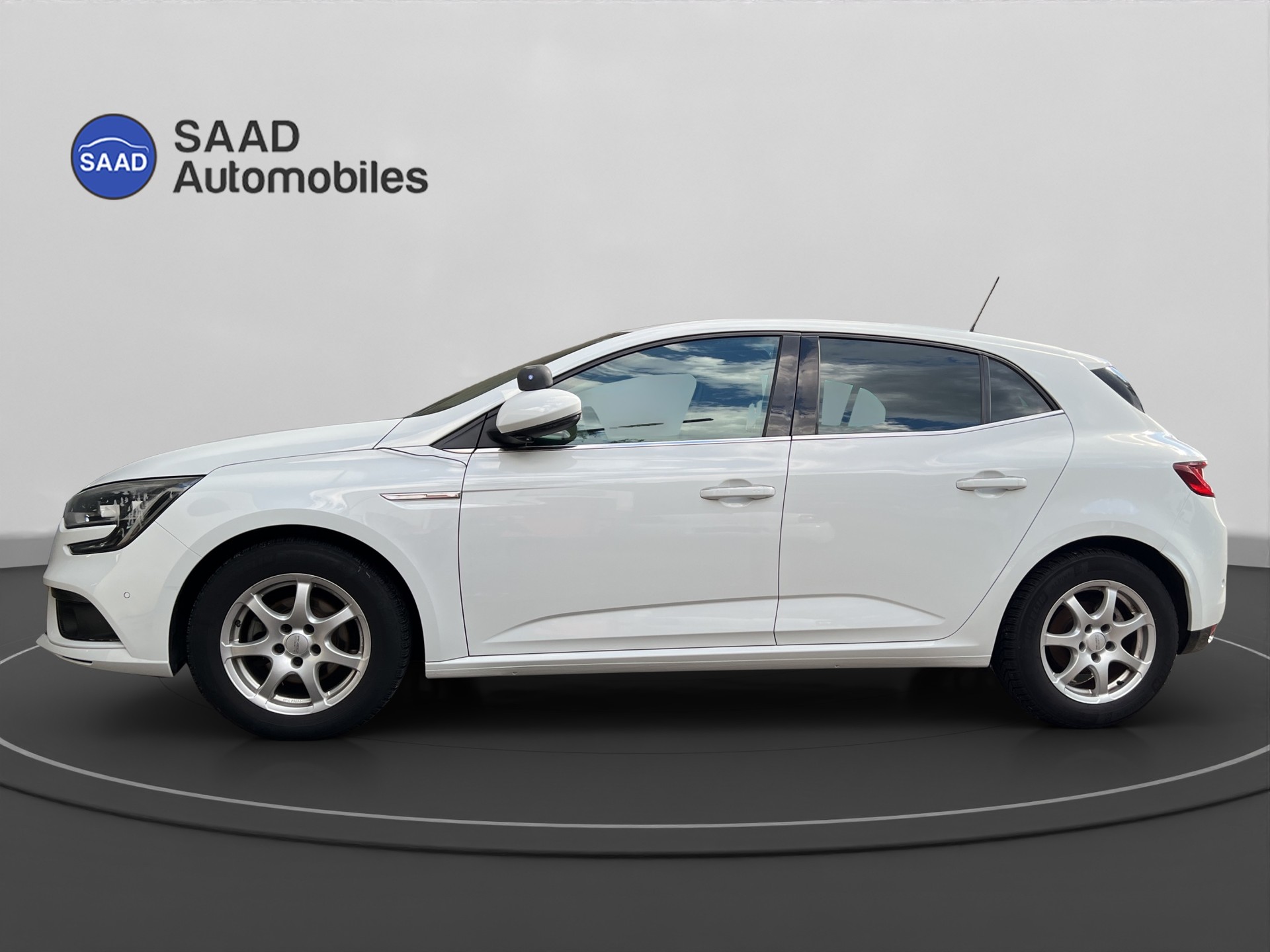 RENAULT Mégane 1.2 16V Turbo 90th Anniversary-image-2