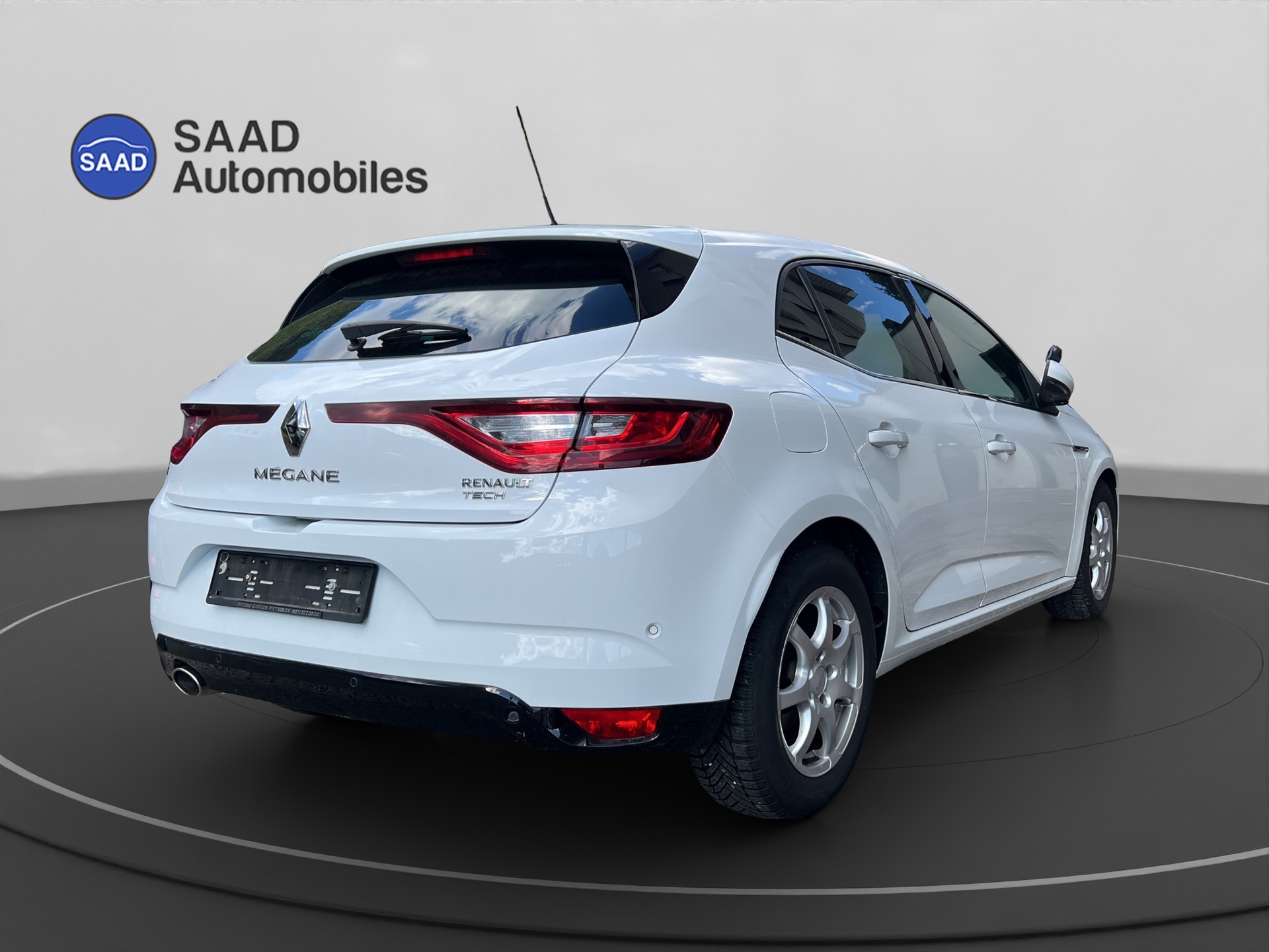 RENAULT Mégane 1.2 16V Turbo 90th Anniversary-image-5