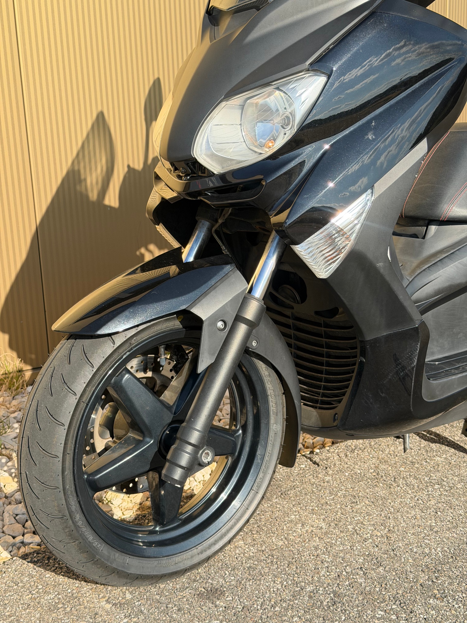 YAMAHA X-MaxYP 250 R-image-8