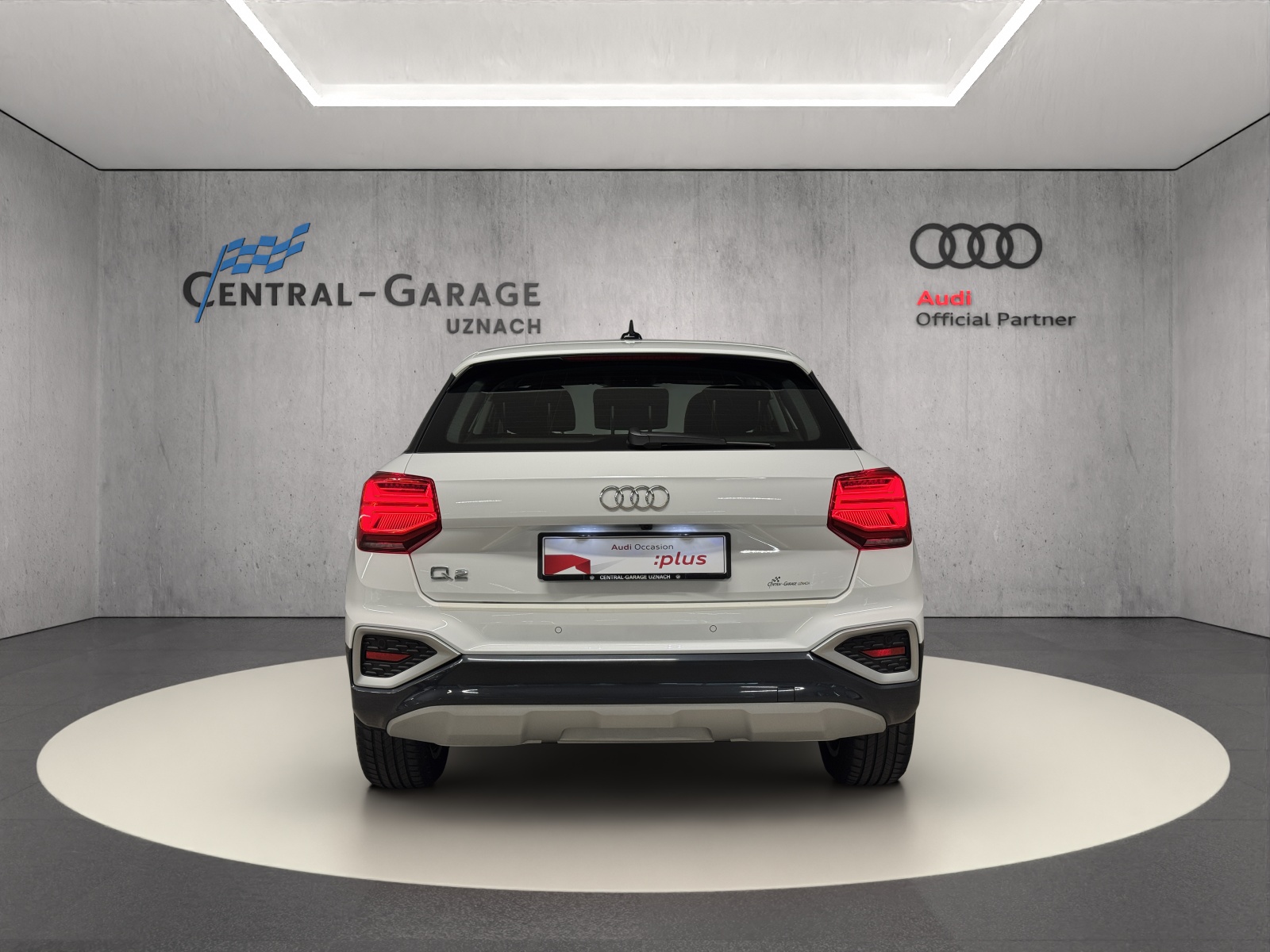 AUDI Q2 35 TFSI advanced S-tronic-showroom-element-2