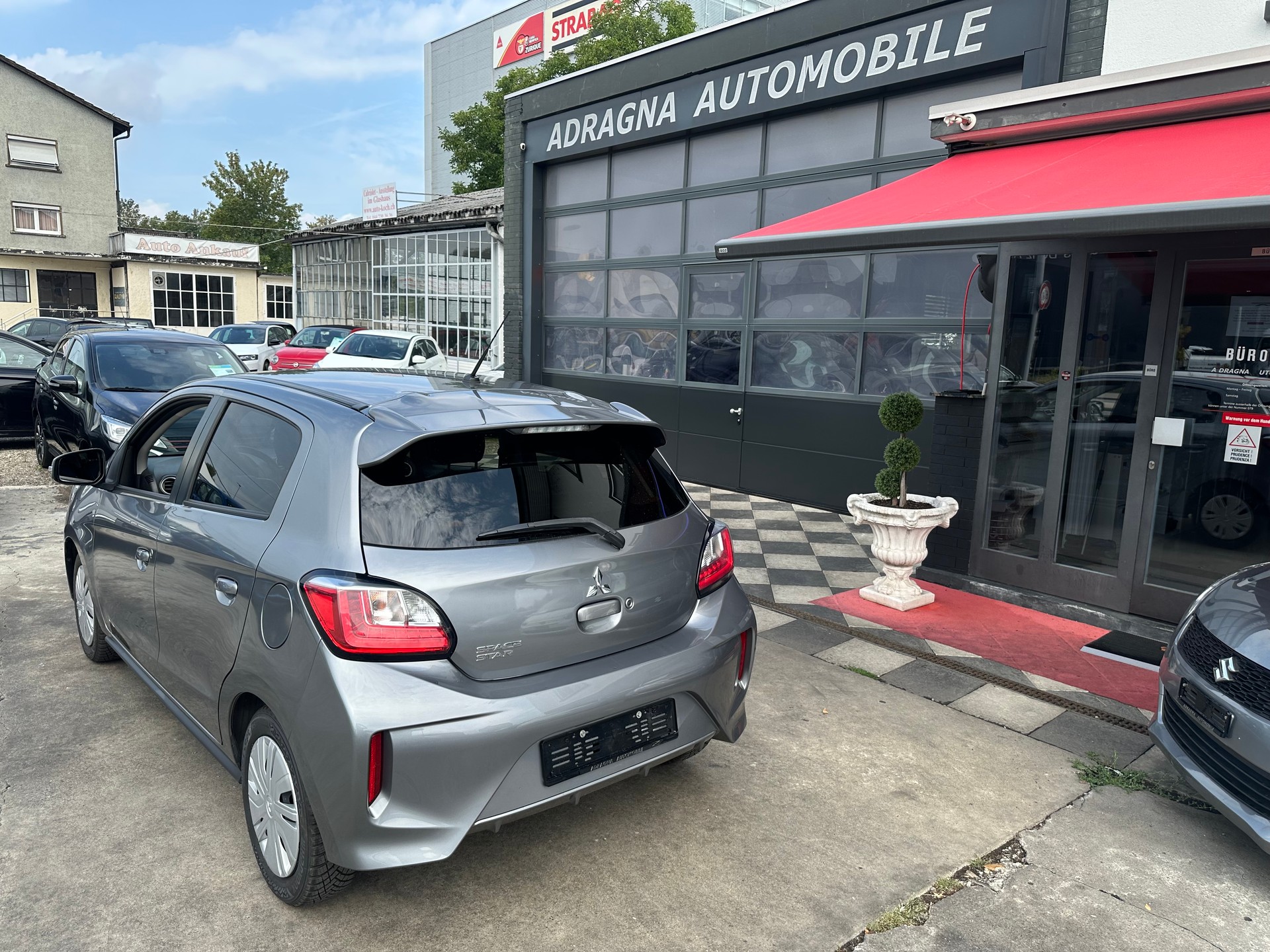 MITSUBISHI Space Star 1.2 Diamond CVT-showroom-element-3