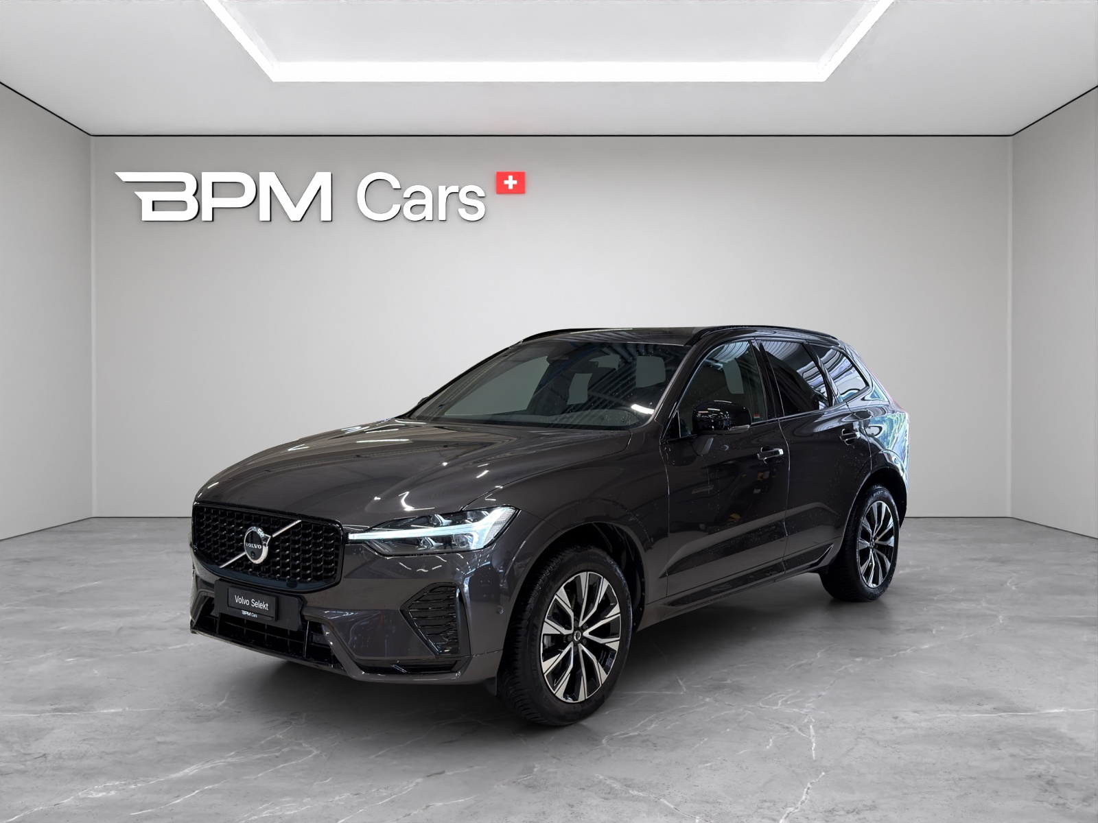 VOLVO XC60 2.0 B5 MH Plus Dark AWD