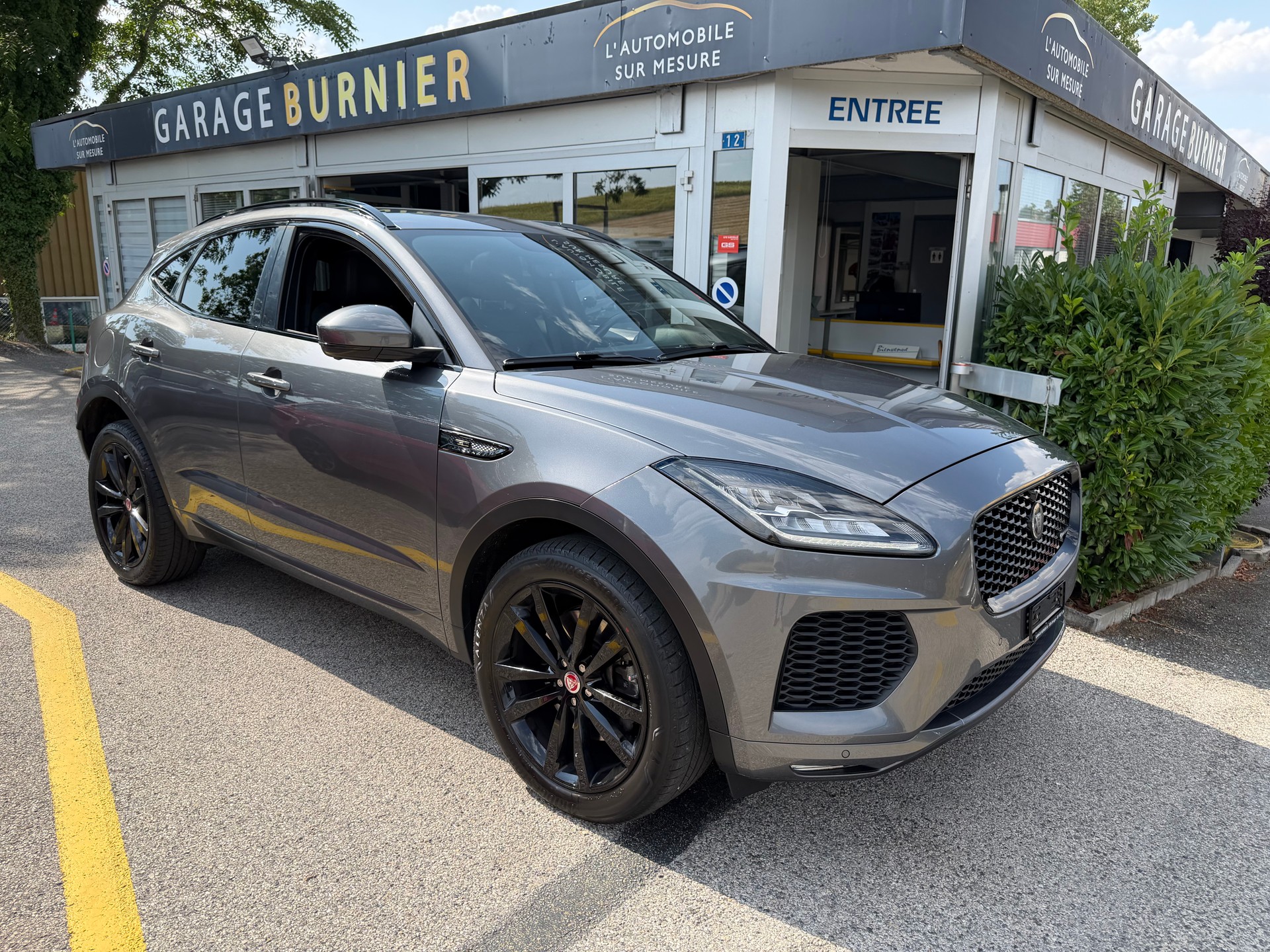 JAGUAR E-Pace 2.0 P250 R-Dynamic S AWD Automatik