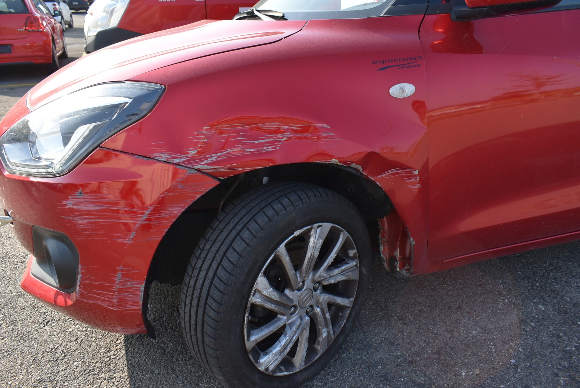 SUZUKI Swift 1.2 Compact + 4x4 Hybrid-image-6