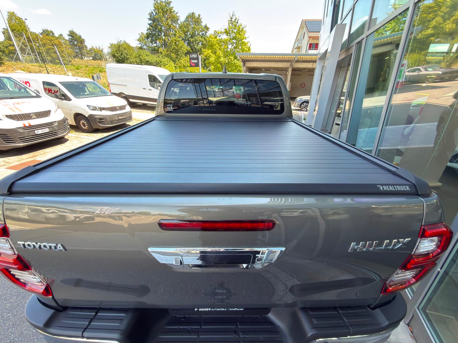 TOYOTA Hilux 2.8D-4D MHEV Executive Double Cab 4x4 A-image-5