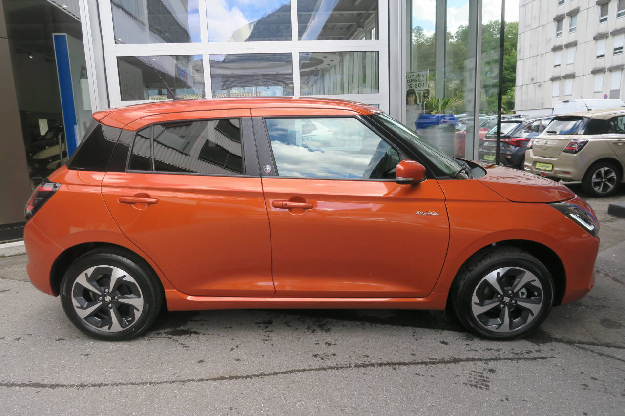 SUZUKI Swift 1.2 Piz Sulai Top Hybrid 4x4-showroom-element-1