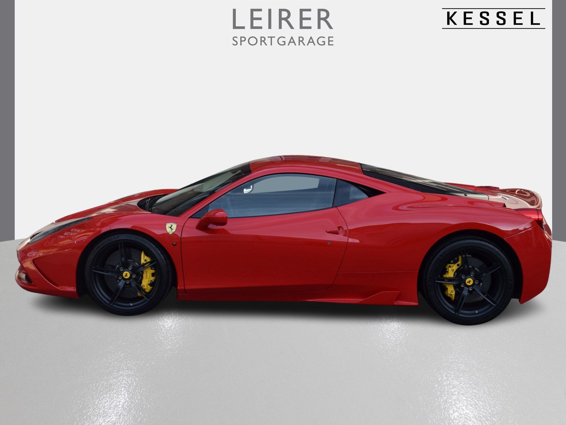 FERRARI 458 Speciale-showroom-element-1