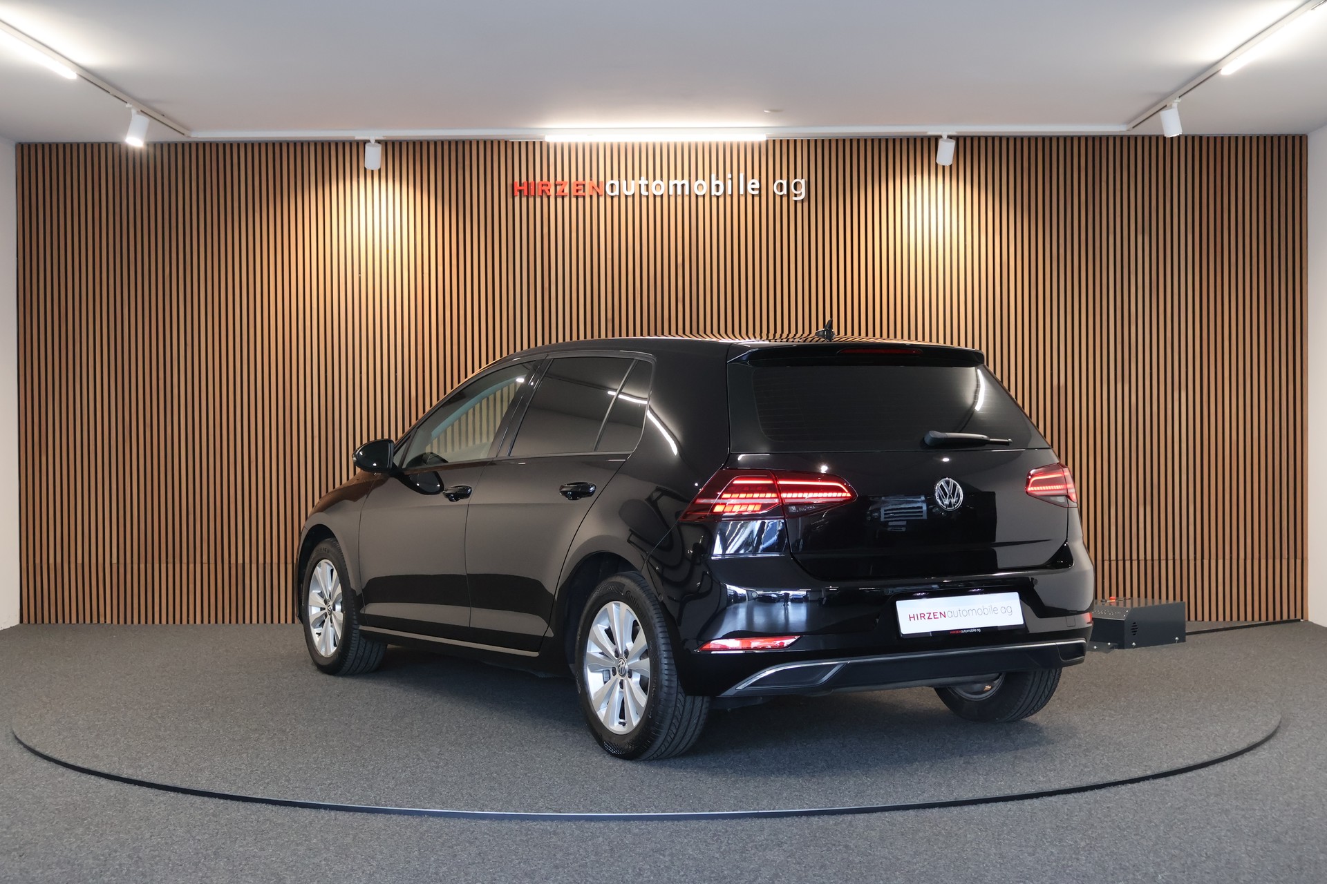 VW Golf 1.5 TSI EVO Comfortline DSG-showroom-element-2