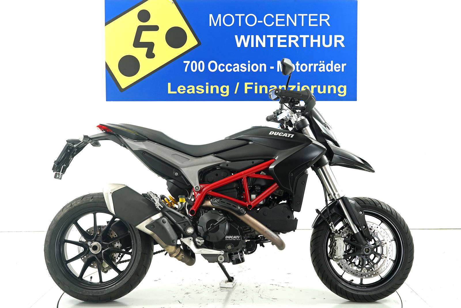 DUCATI Hypermotard 821 ABS-image-0