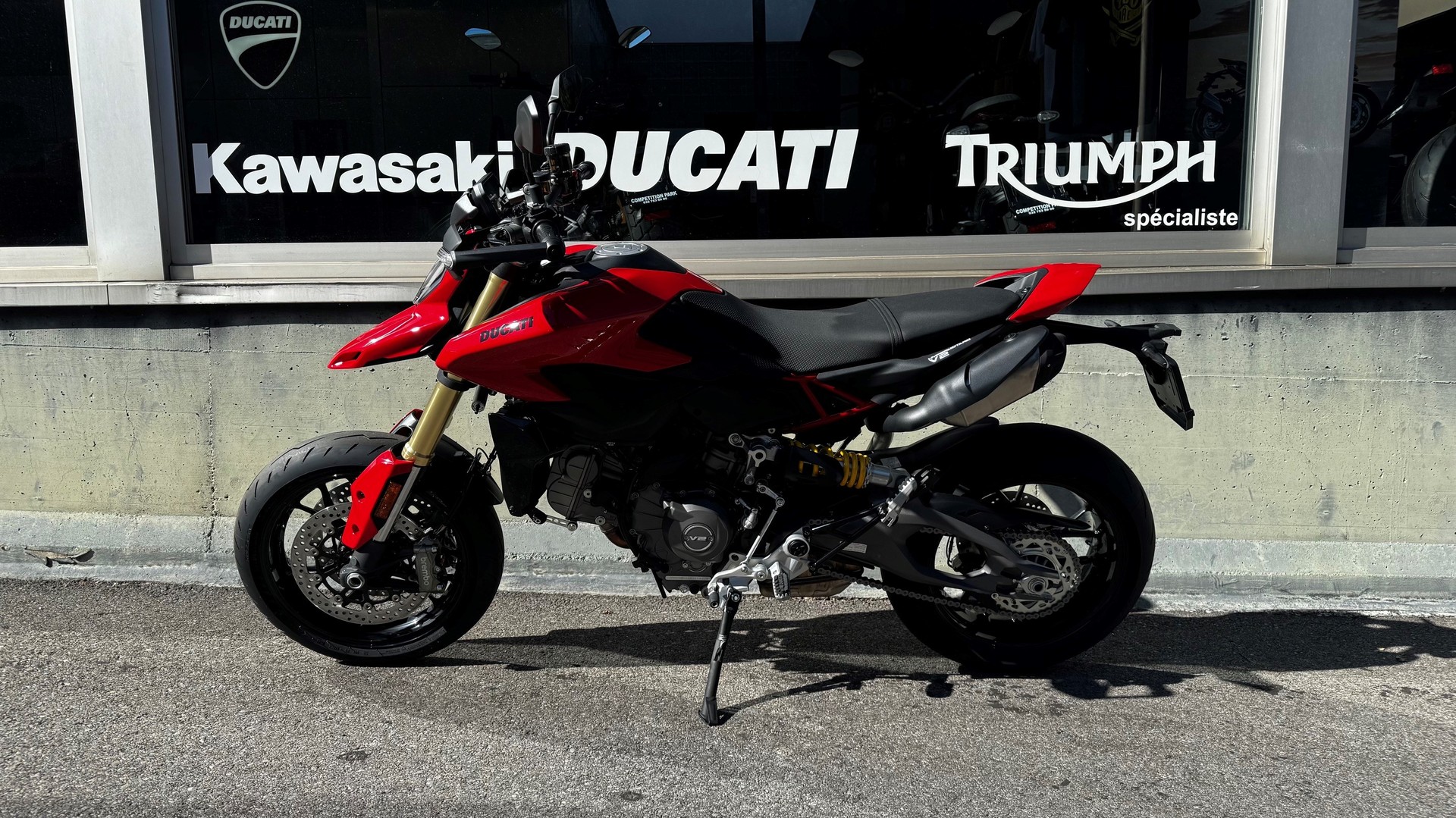 DUCATI Hypermotard V2 (35kW)-image-1