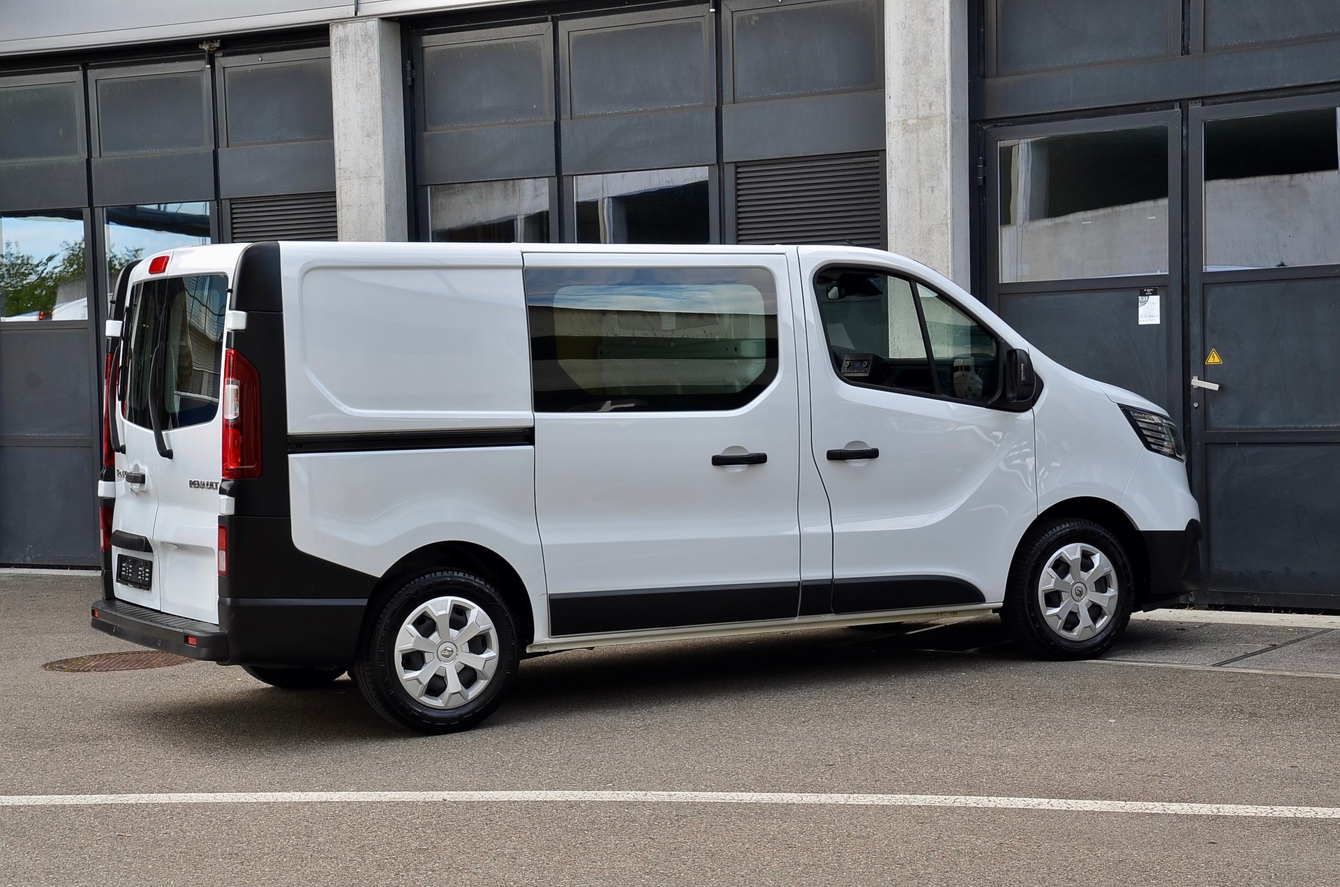 RENAULT Trafic Kaw. 2.8 t L1 H1 2.0 dCi Blue 110 Advance-showroom-element-3