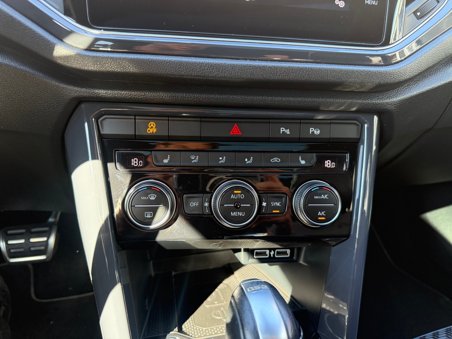 VW T-Roc 2.0 TSI Sport DSG 4Motion-image-15