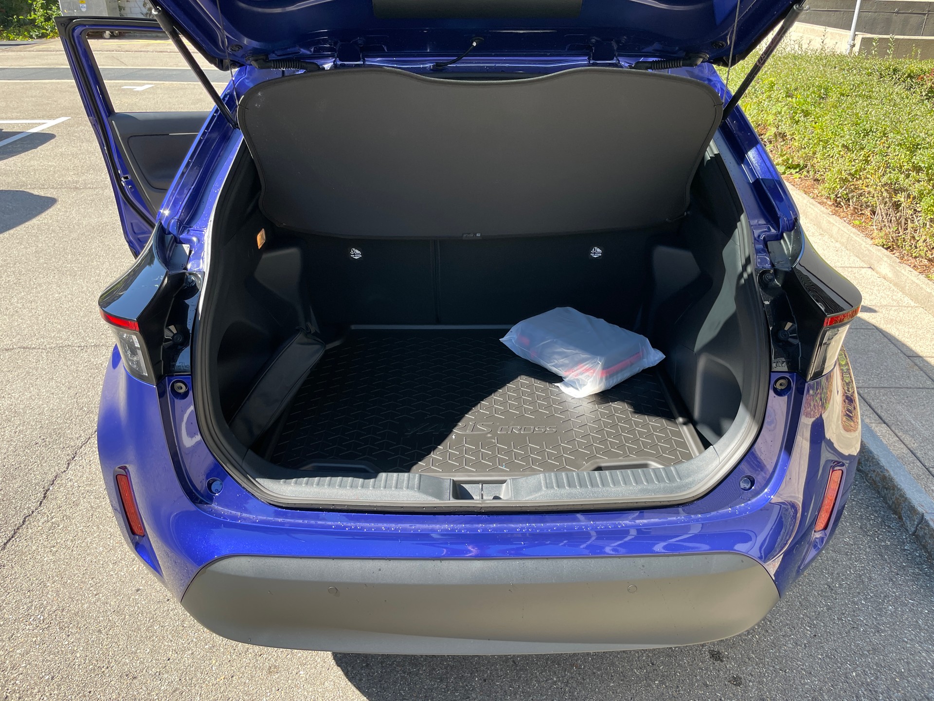 TOYOTA Yaris Cross 1.5 Trend AWDi e-CVT-image-4