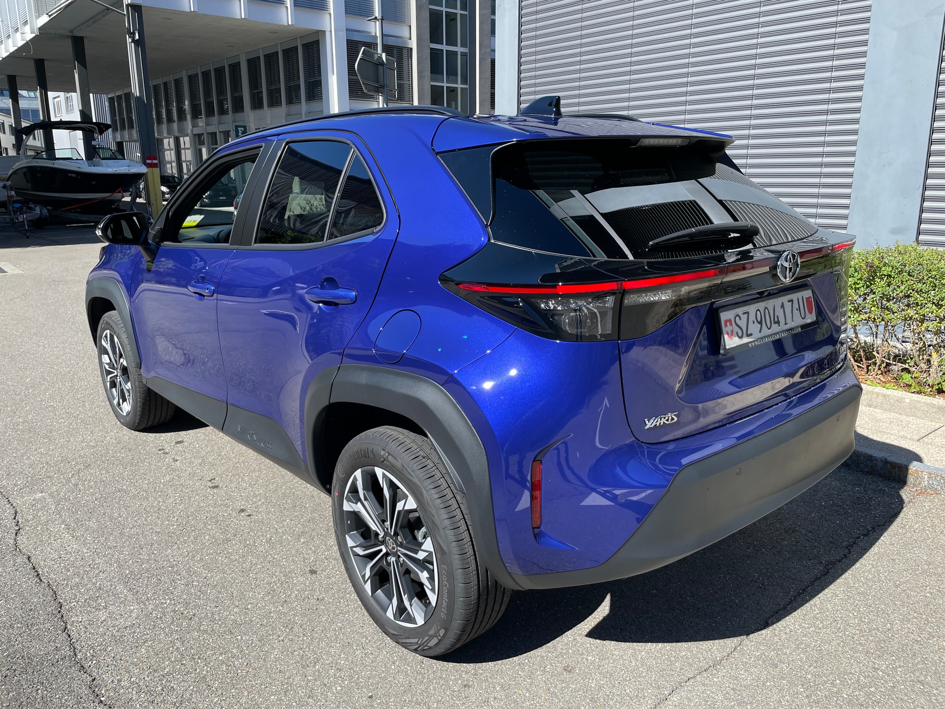 TOYOTA Yaris Cross 1.5 Trend AWDi e-CVT-showroom-element-2