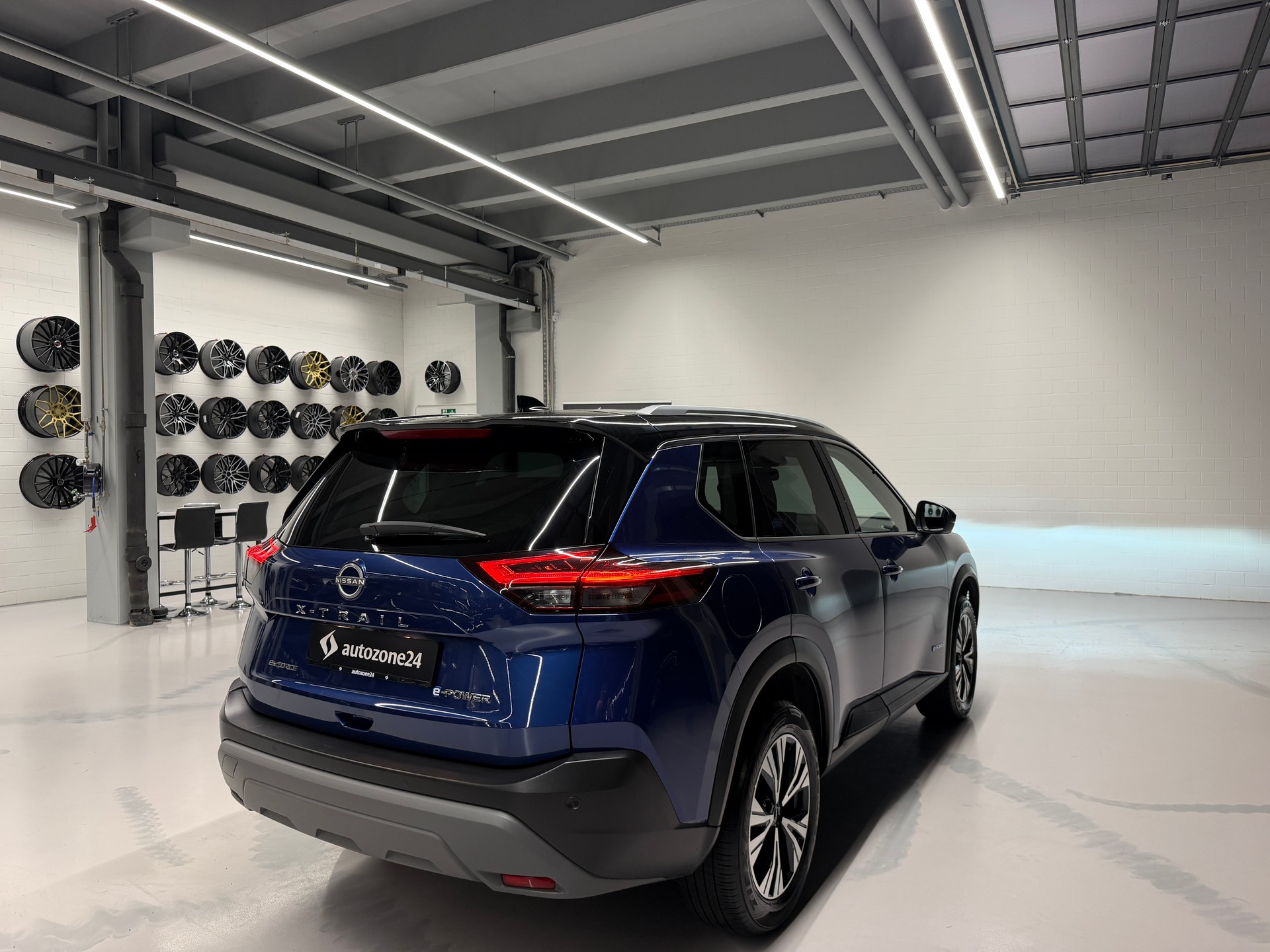 NISSAN X-Trail 1.5 VC-T Tekna+ e-4orce *Werksgarantie bis 09.12.2027*Frisch ab Nissan Service*-showroom-element-3