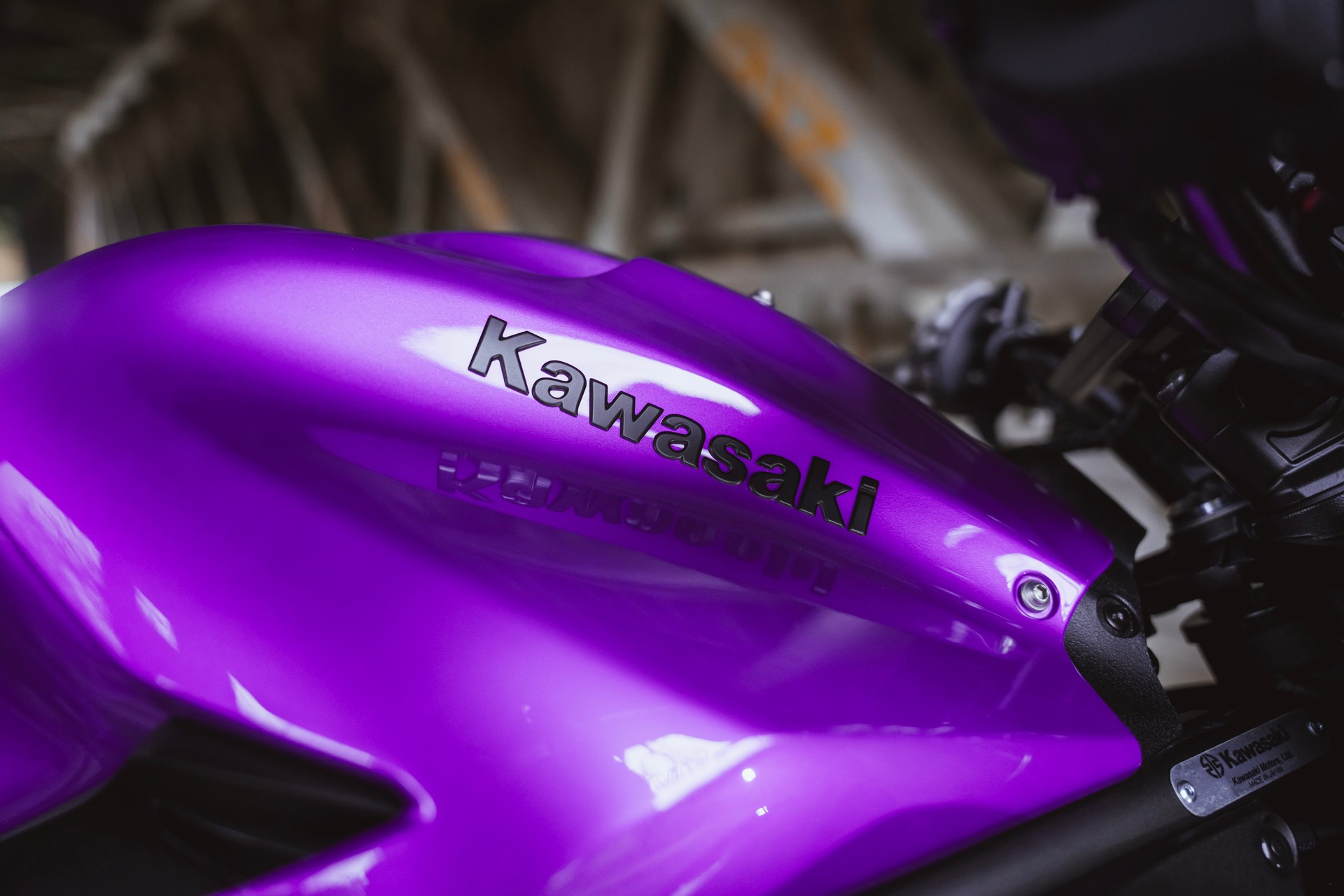 KAWASAKI Z 900 (70kW) MY27 - Sonderumbau violett-image-1