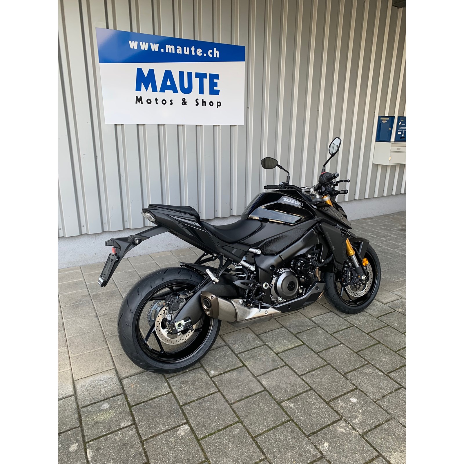SUZUKI GSX-S 1000-image-2