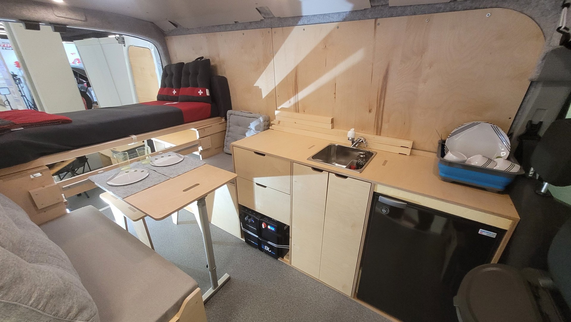 FORD E-Transit Van 350 L2 Trend RWD-image-3