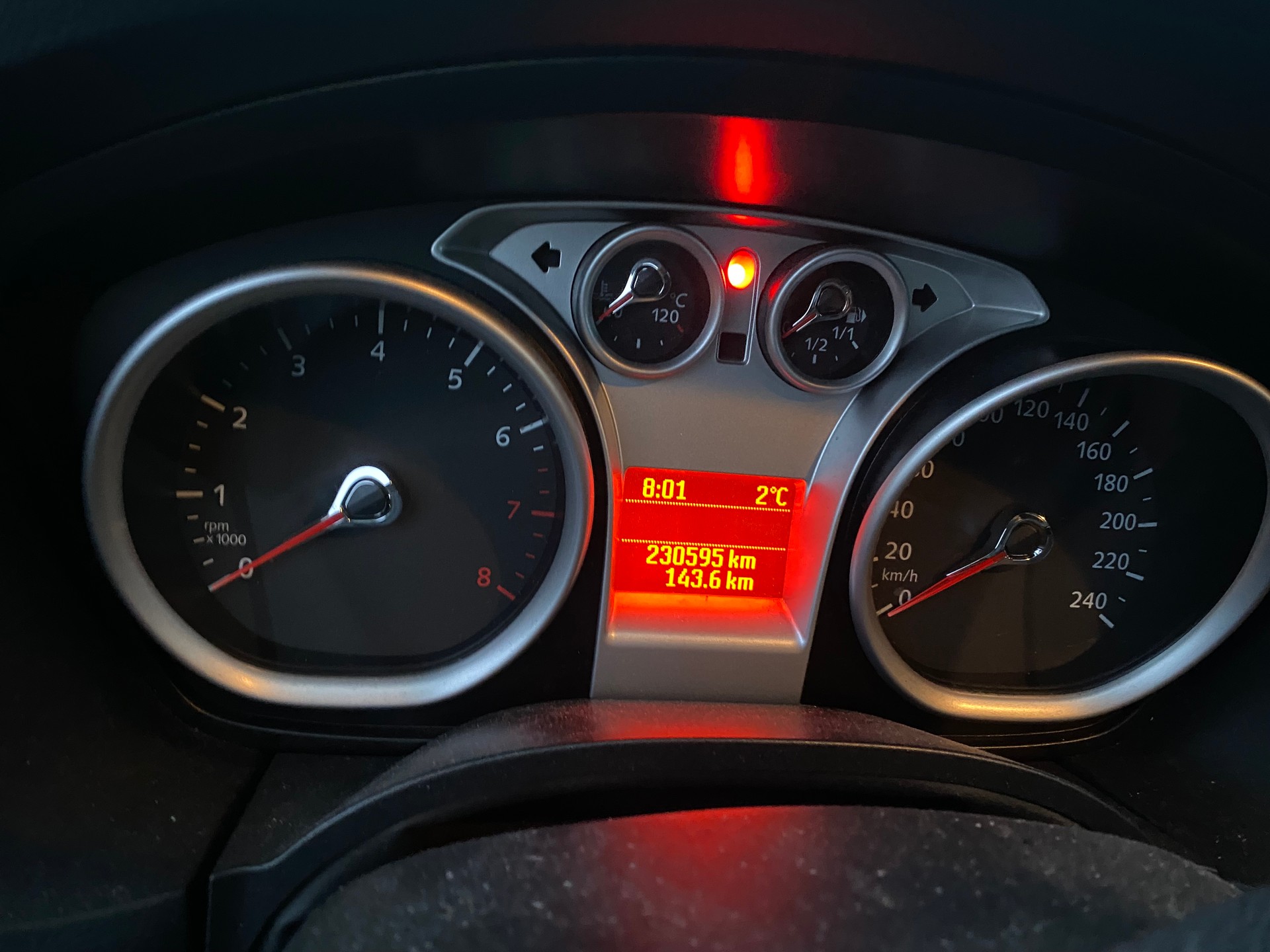 FORD Focus 2.0i Carving-image-6