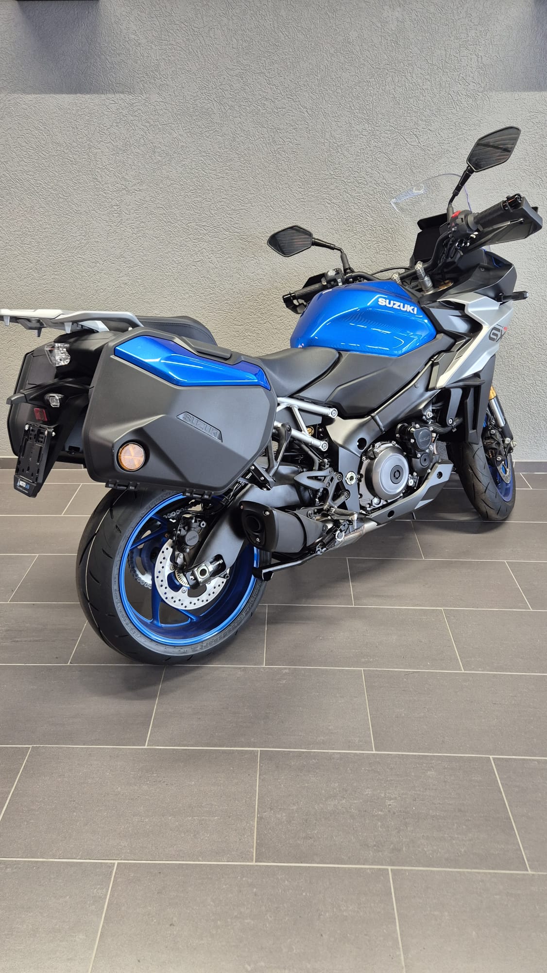SUZUKI GSX-S 1000 GX Travel-image-1