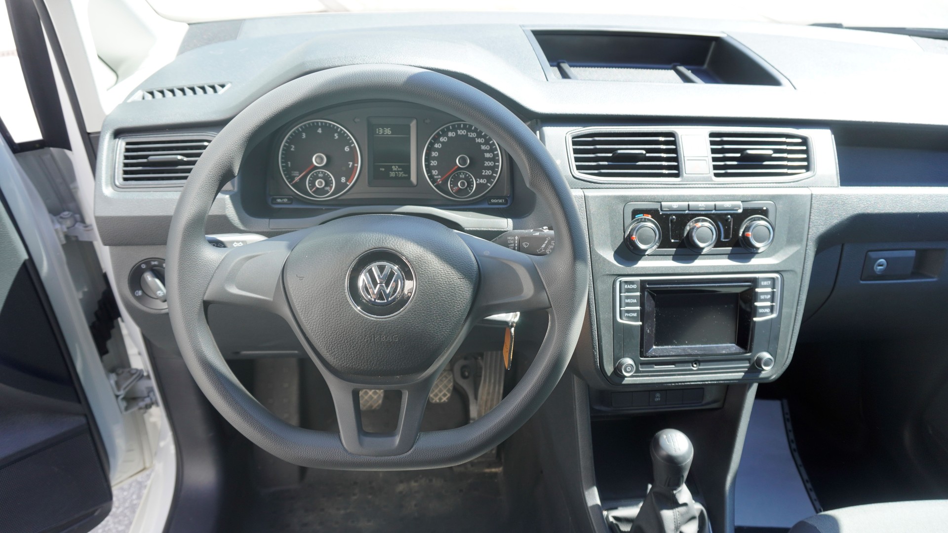 VW Caddy 1.0 TSI Entry BlueMotion Technology-showroom-element-1