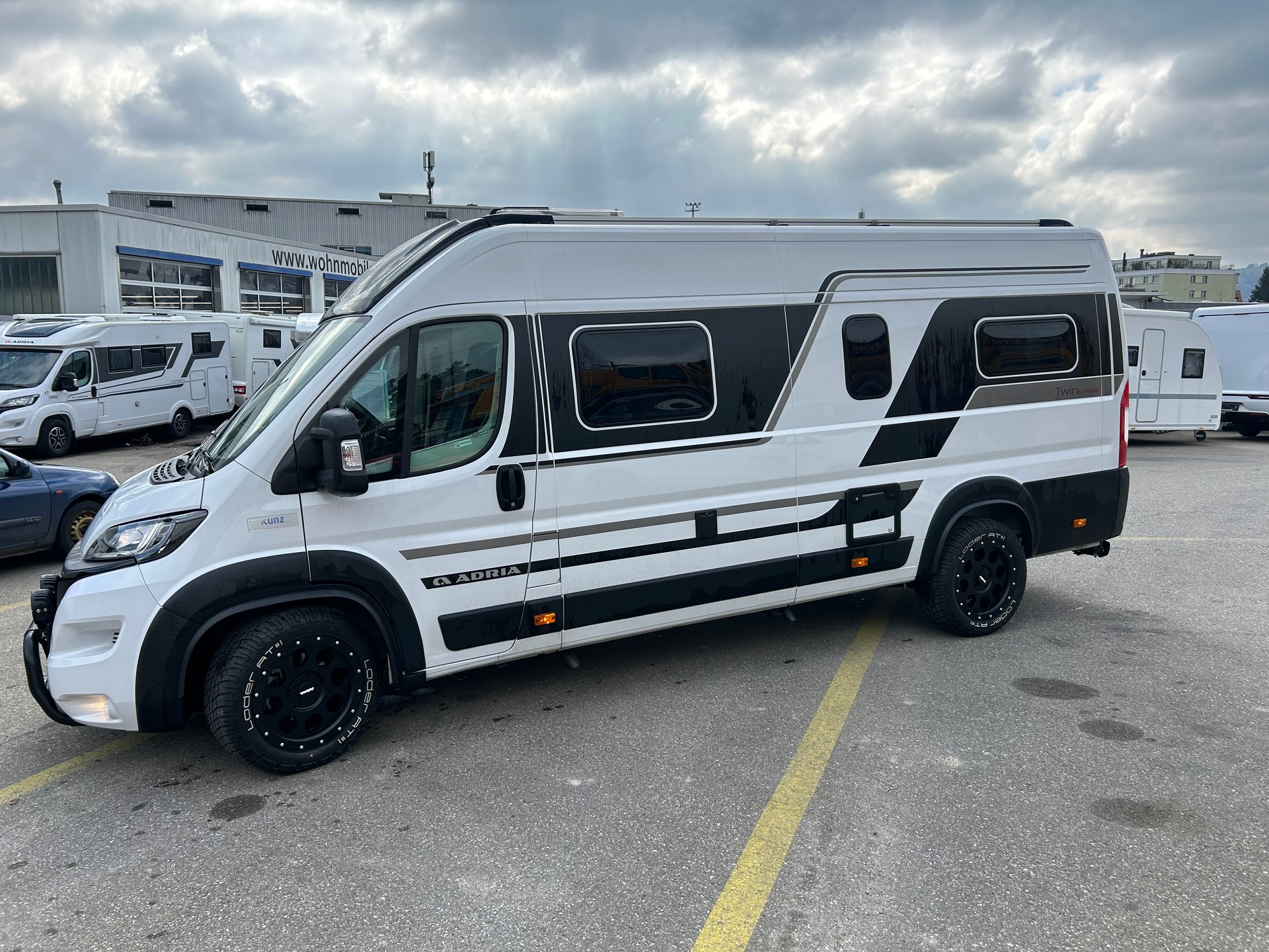 ADRIA Twin Supreme 640 SGX-showroom-element-3