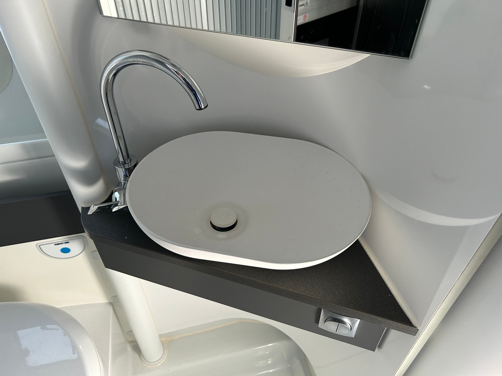 ADRIA Twin Supreme 640 SGX-image-23