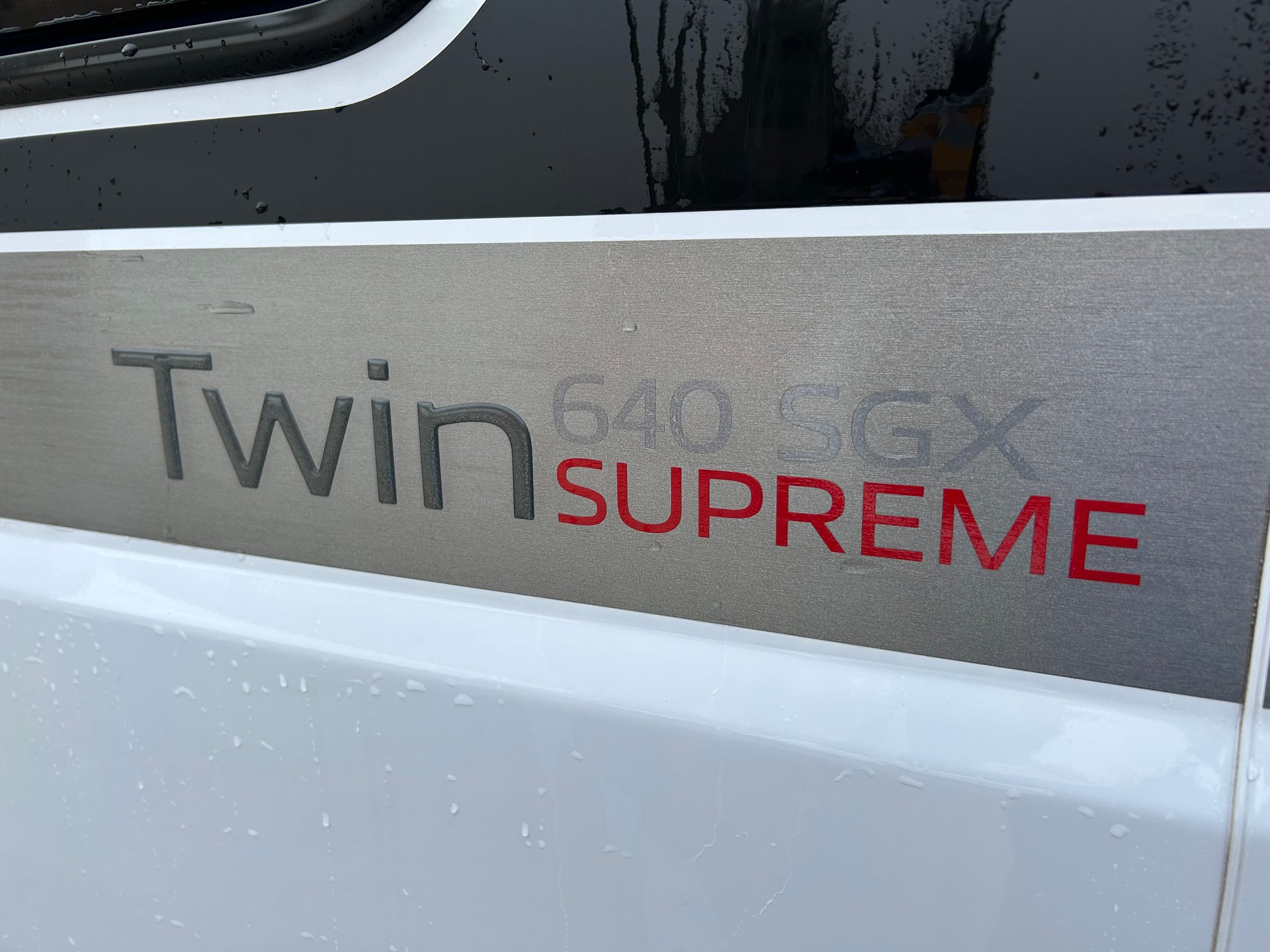 ADRIA Twin Supreme 640 SGX-image-8