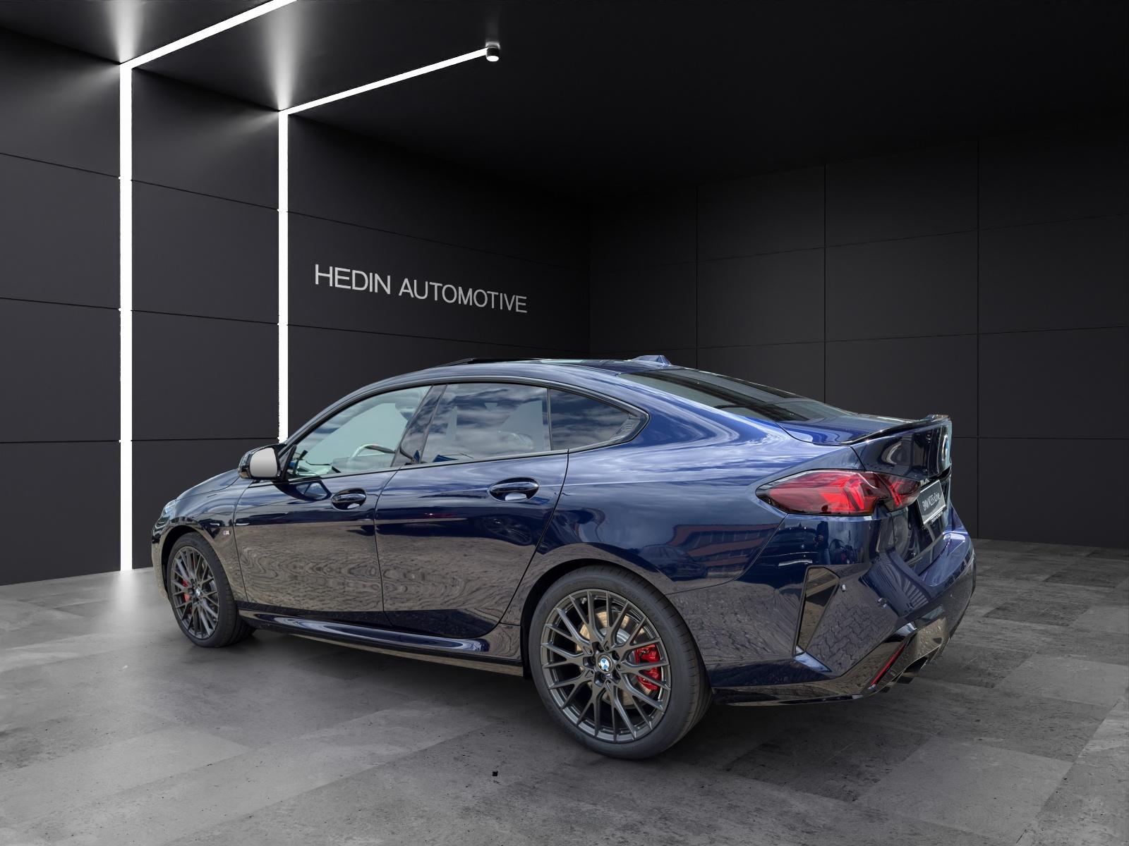 BMW M235i xDrive Gran Coupé-showroom-element-3
