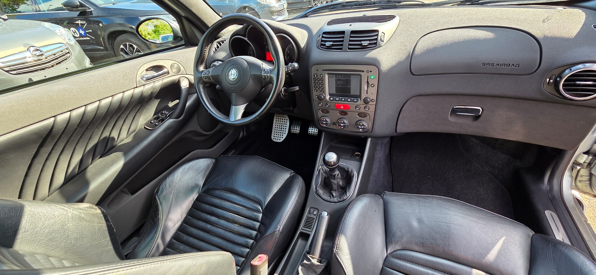 ALFA ROMEO 147 3.2 GTA-image-5