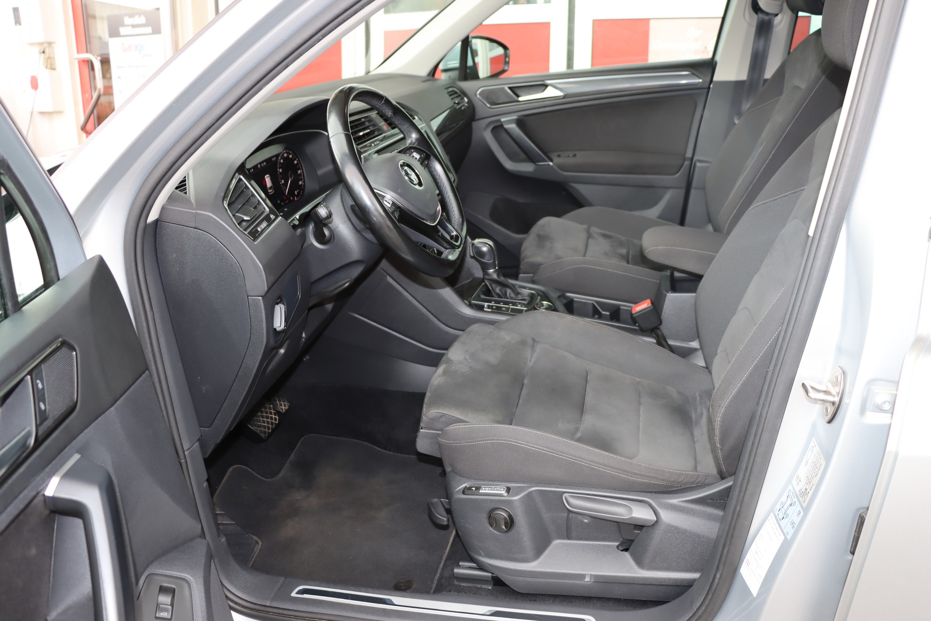 VW Tiguan 1.4TSI Comfortline 4Motion DSG-image-10