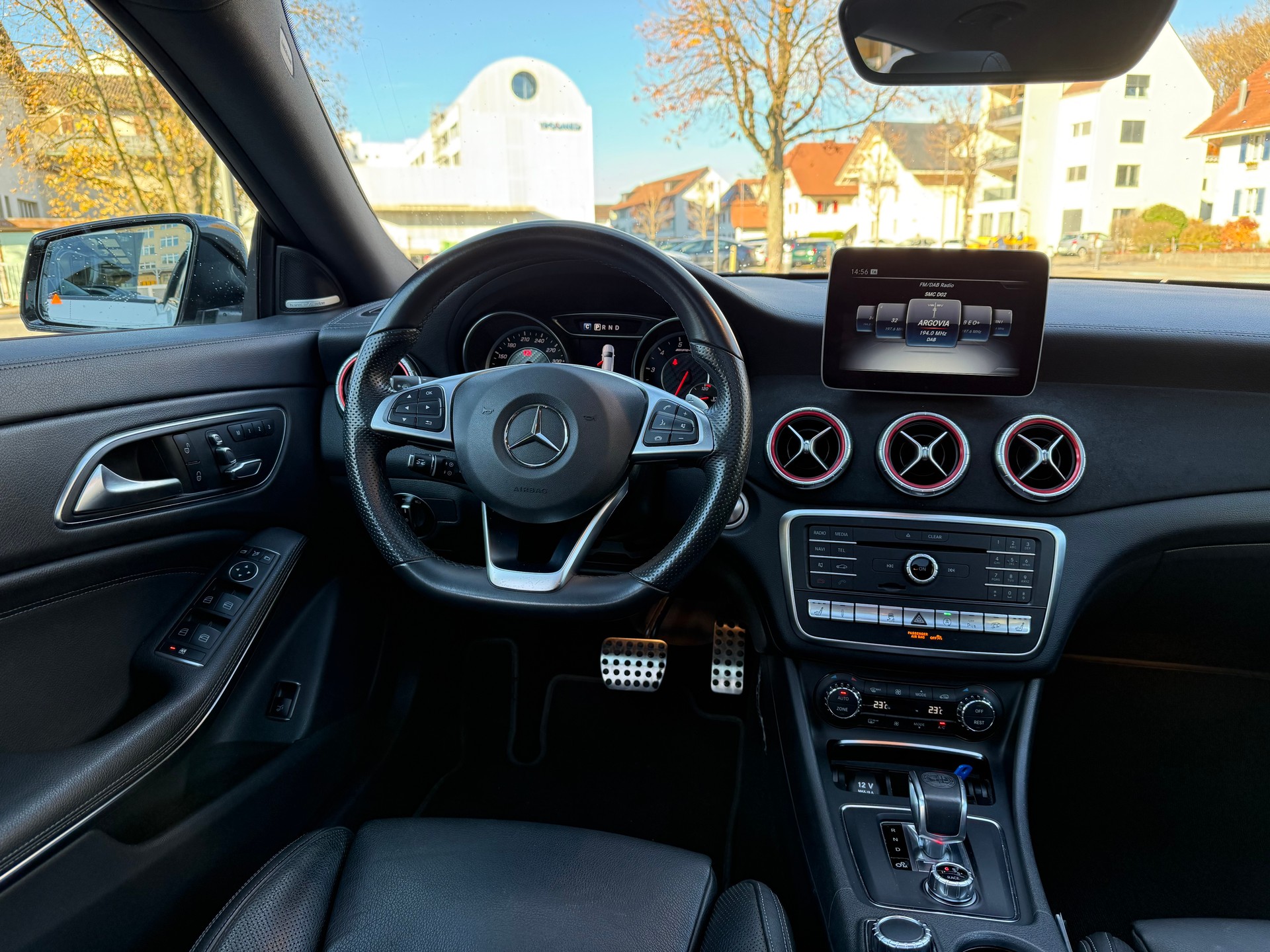 MERCEDES-BENZ CLA 45 AMG 4Matic-image-4