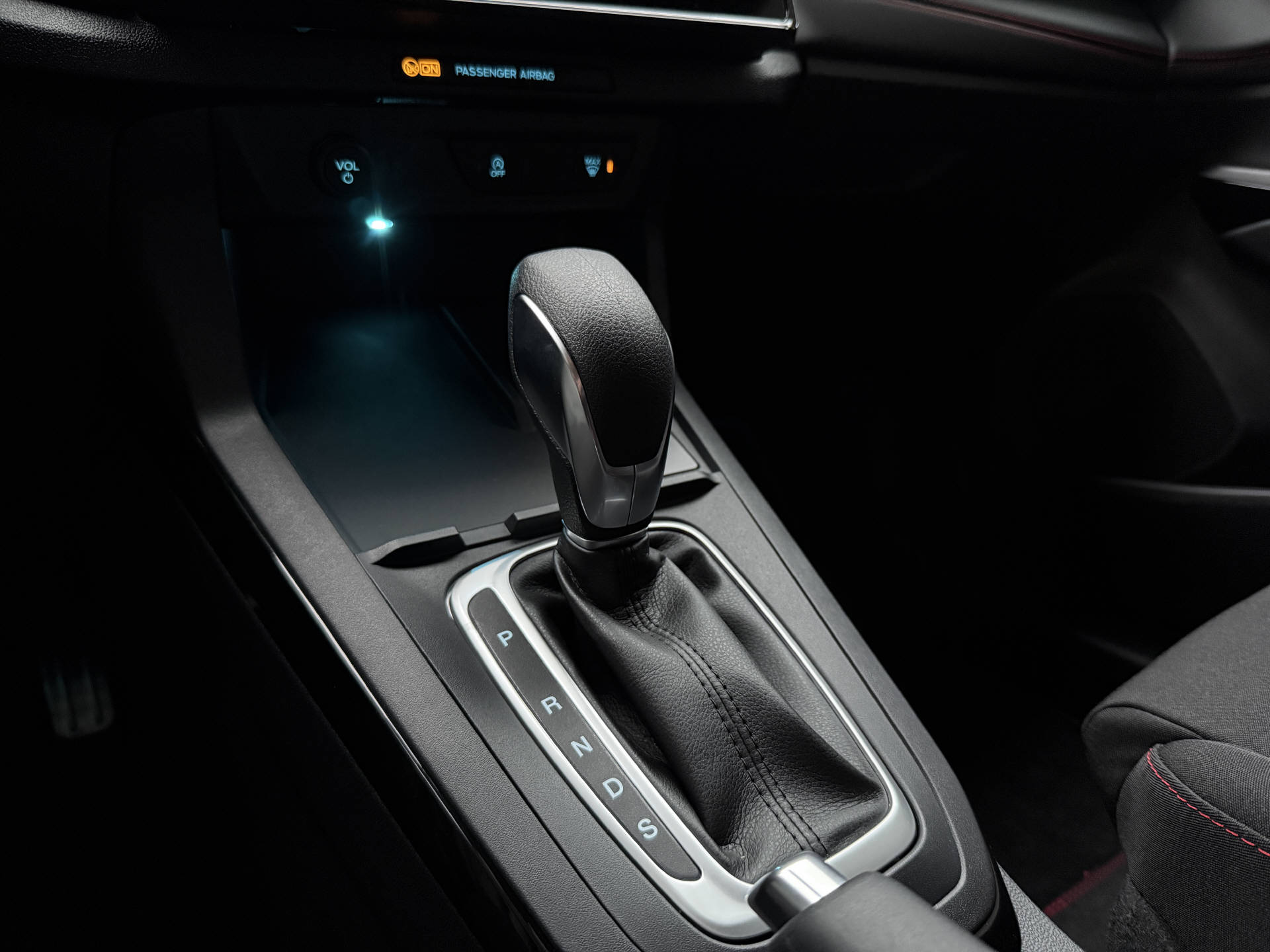 FORD Puma 1.0 EcoB Hybrid 125 ST-Line-image-9