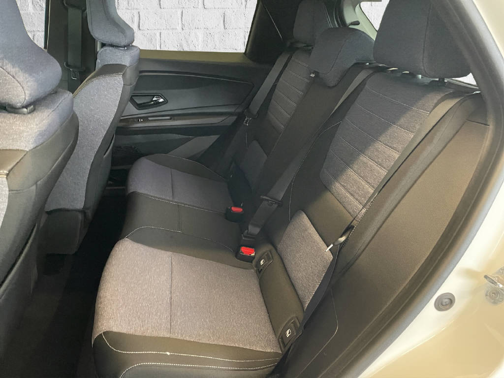 RENAULT R5 E-Tech Comfort Range techno-image-9