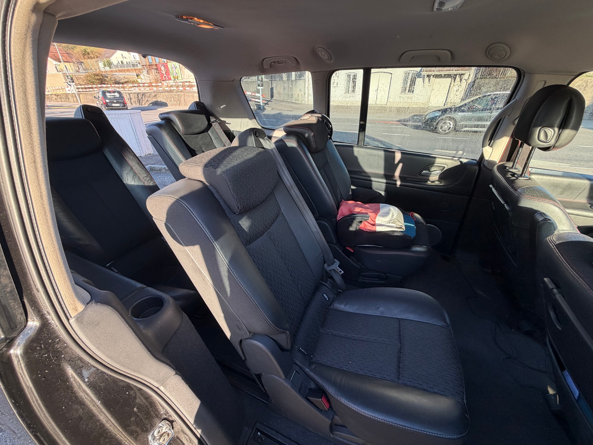 RENAULT Grand Espace 2.0 dCi Dynamic Automatic-image-6