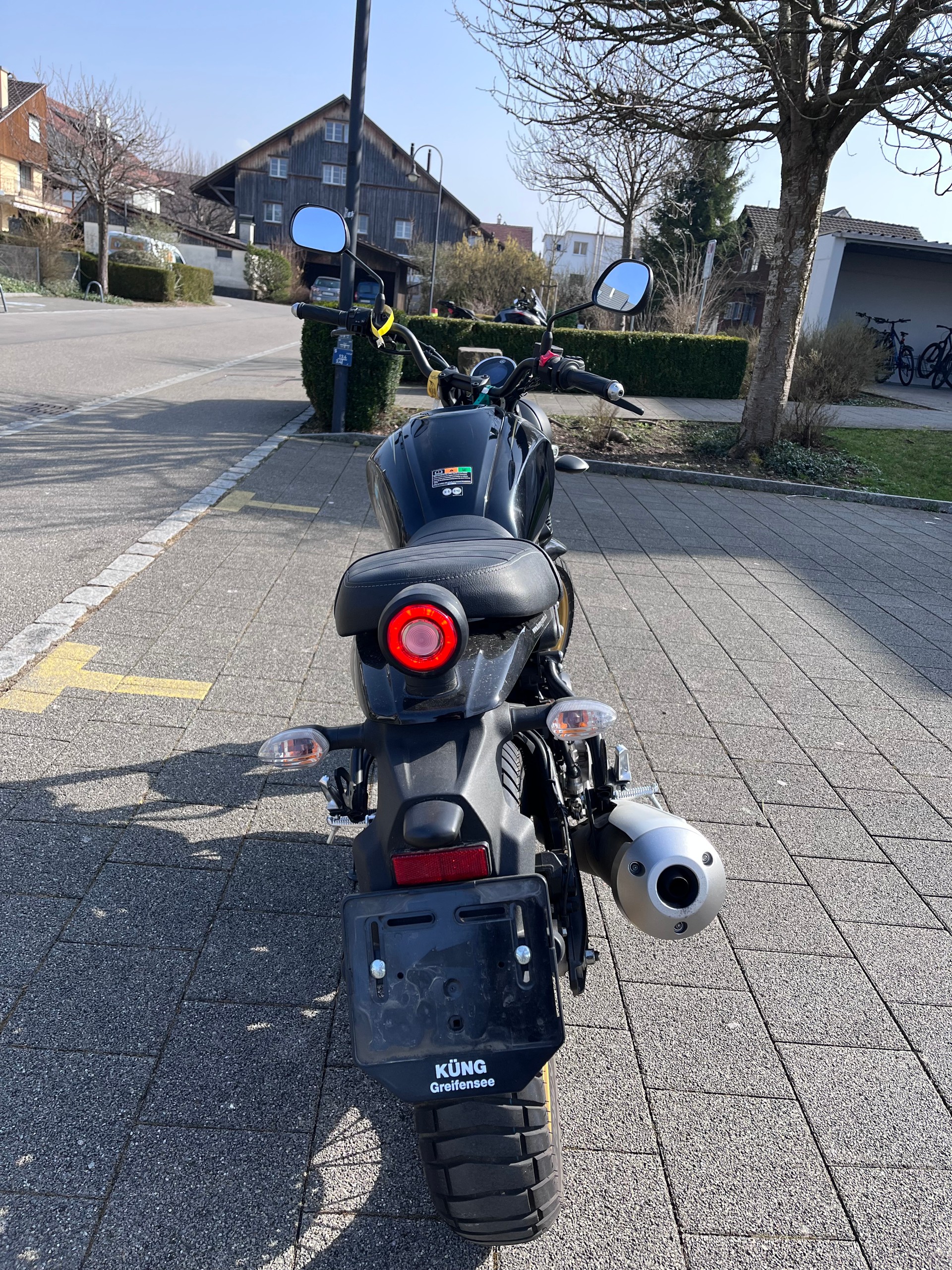 YAMAHA XSR 125 Legacy-image-5
