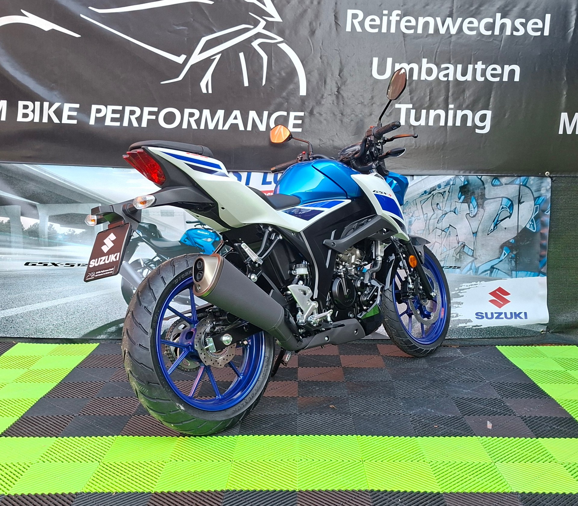 SUZUKI GSX-S 125-image-2