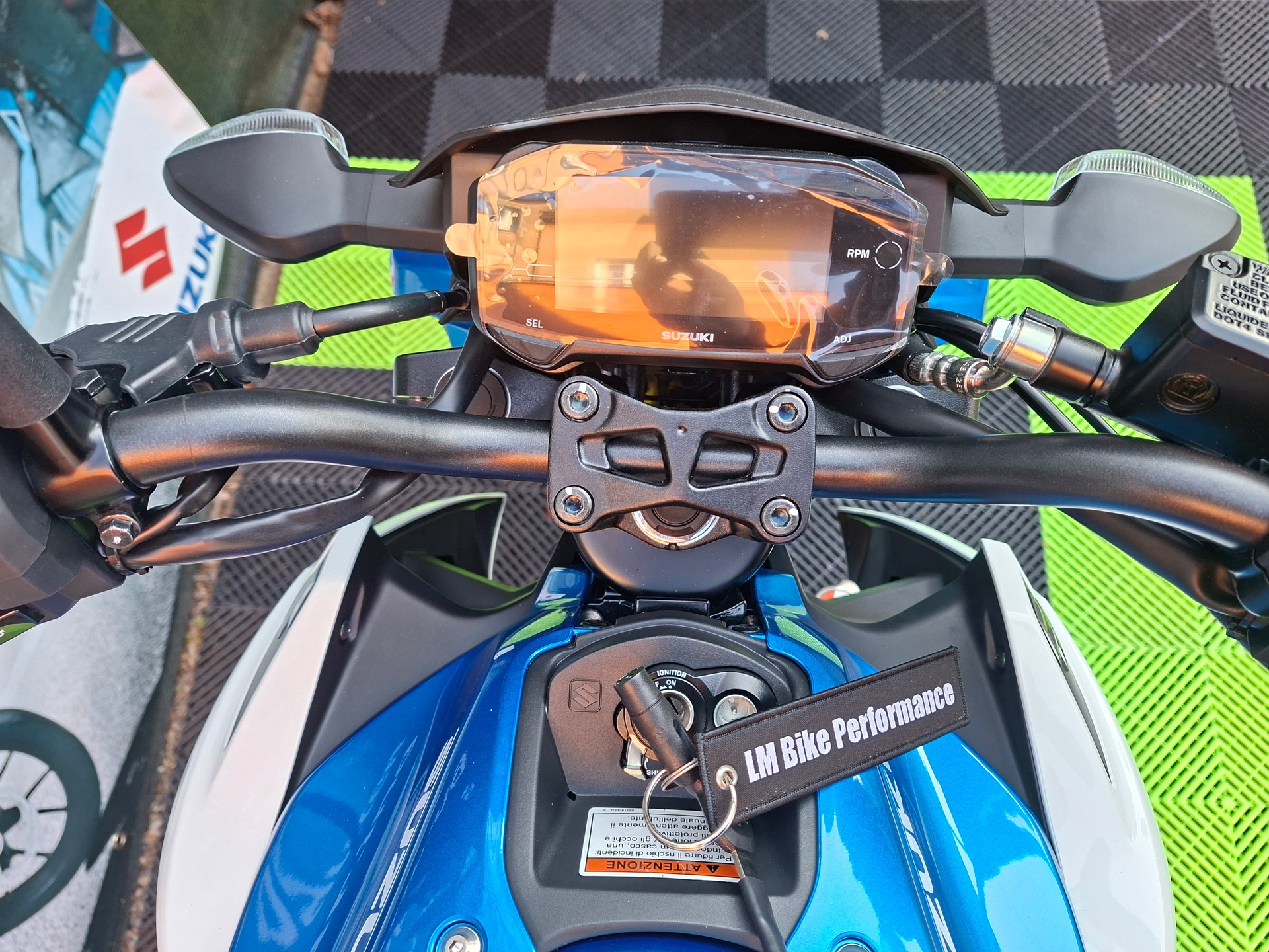 SUZUKI GSX-S 125-image-11