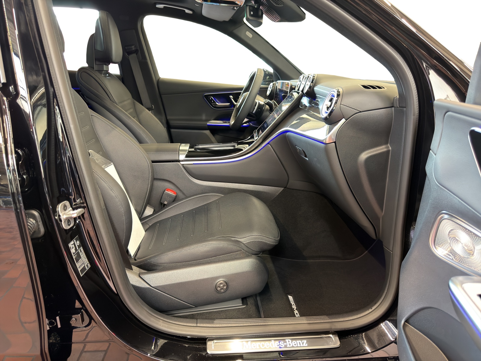 MERCEDES-BENZ GLC 450d 4M 9G-Tronic-image-13