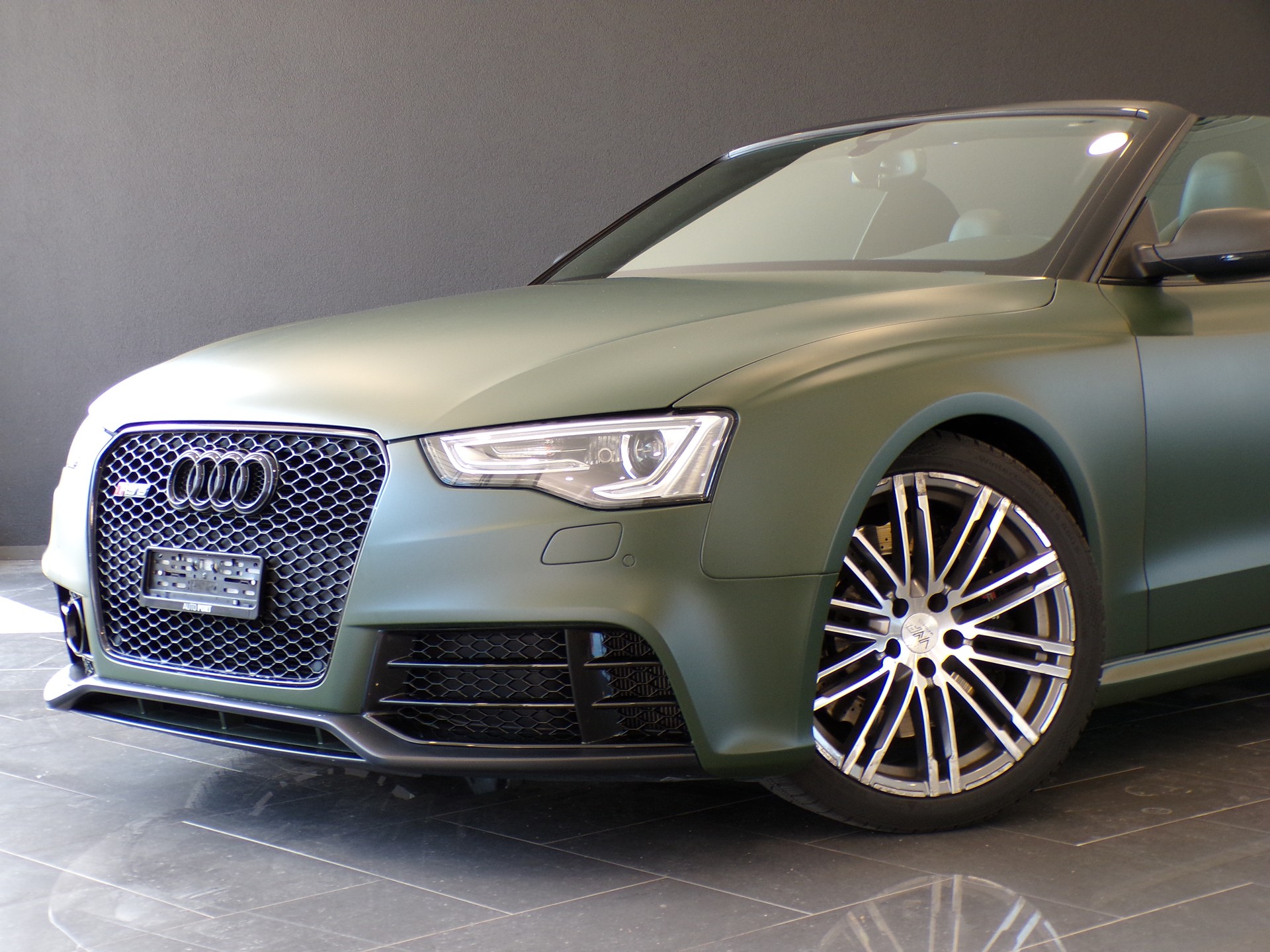 AUDI RS5 Cabrio 4.2 FSI quattro S-tronic-showroom-element-1