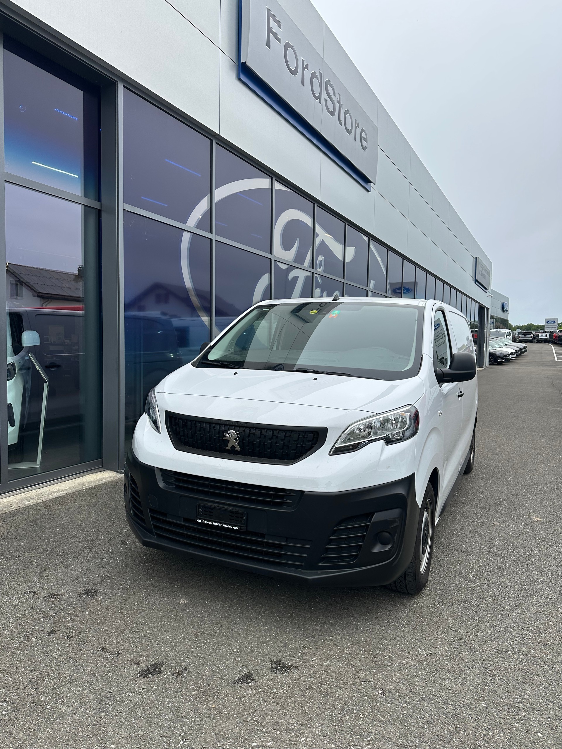 PEUGEOT Expert fourg. Standard 1.5 BlueHDi