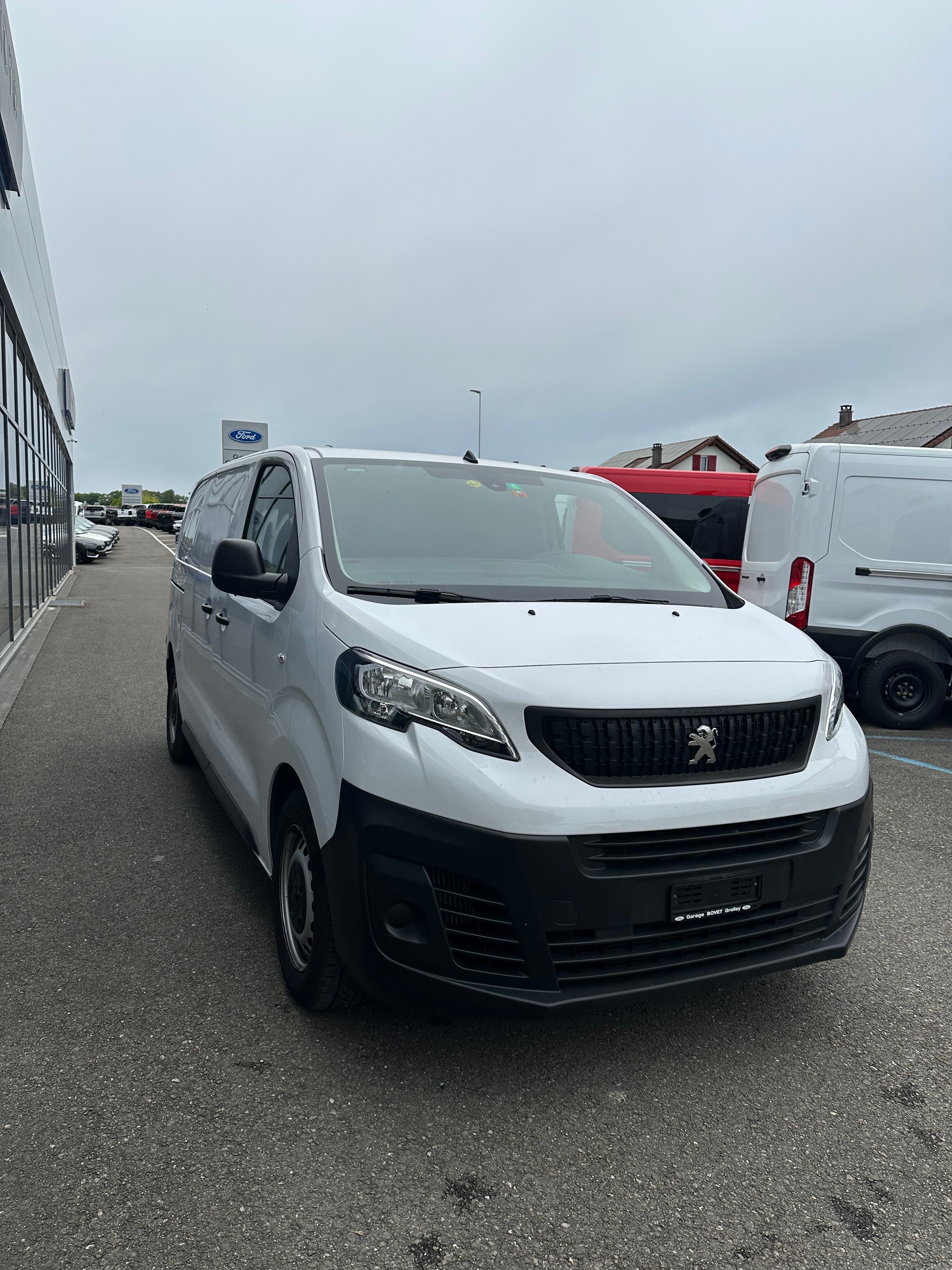 PEUGEOT Expert fourg. Standard 1.5 BlueHDi-image-7