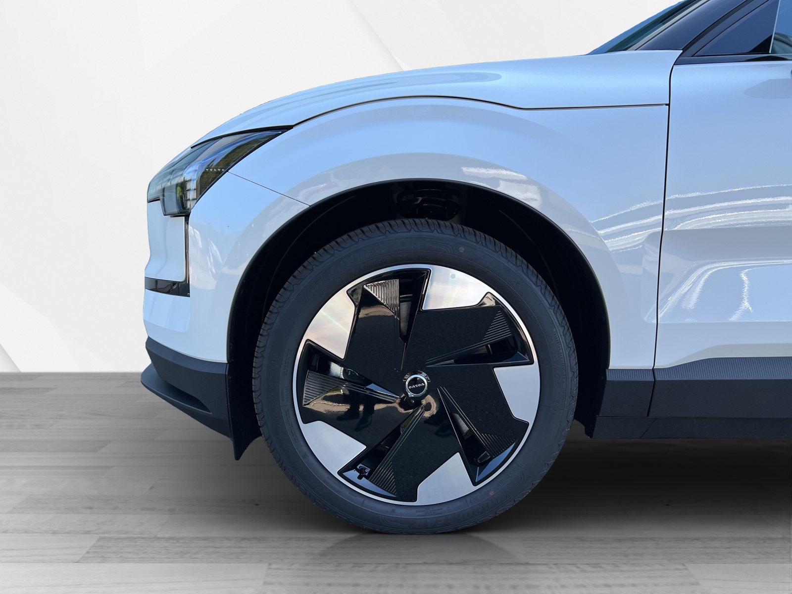 VOLVO EX 30 E60 Twin Plus Performance AWD-image-8