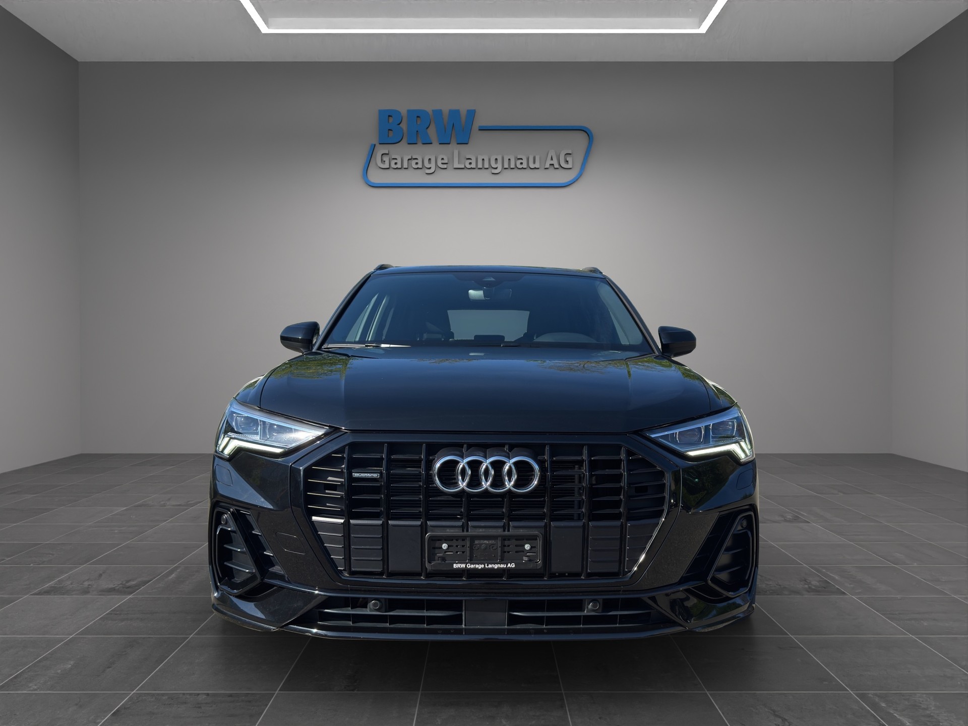 AUDI Q3 40 TFSI S line quattro S-tronic-image-7