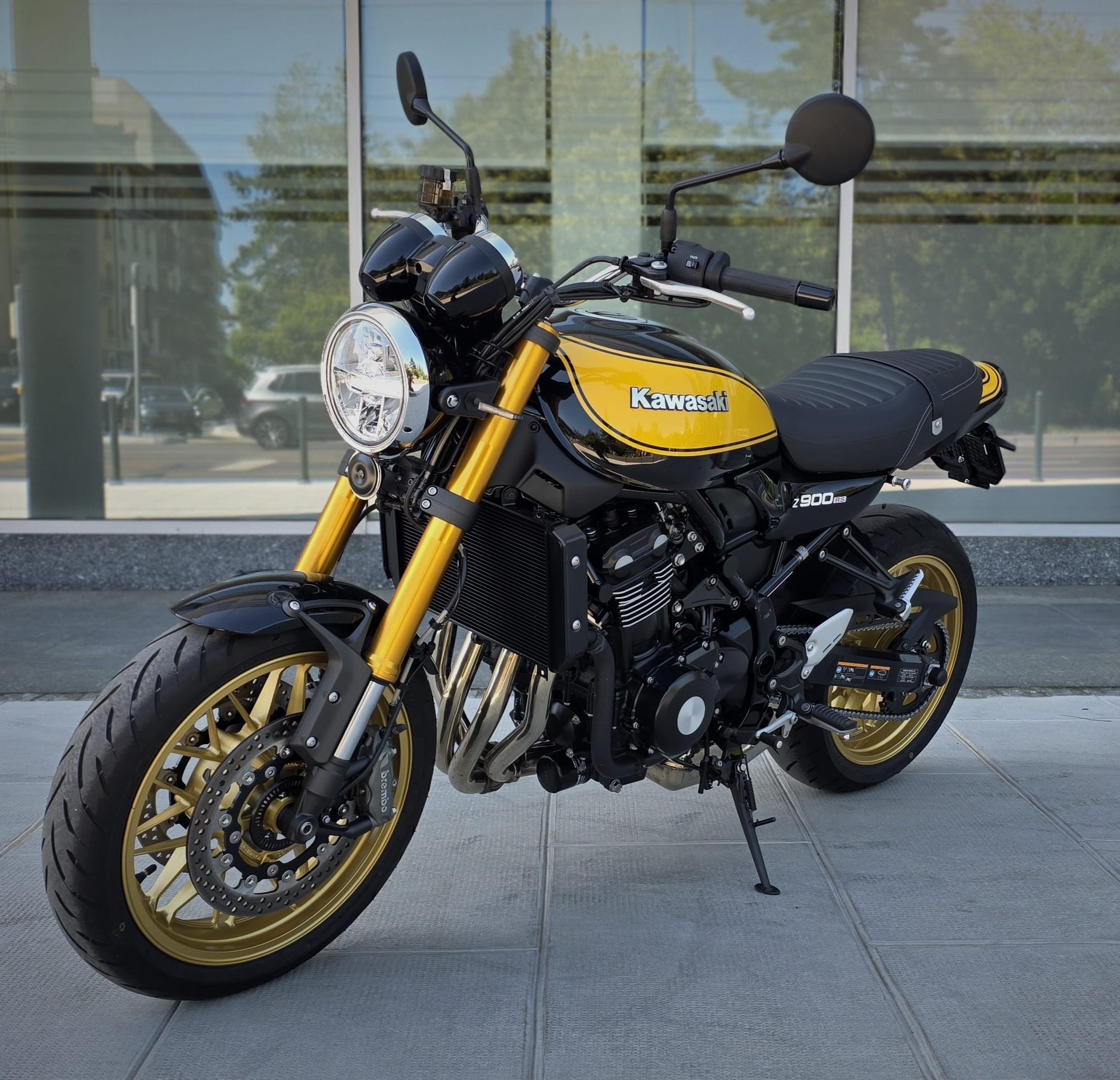 KAWASAKI Z 900 RS SE-image-2