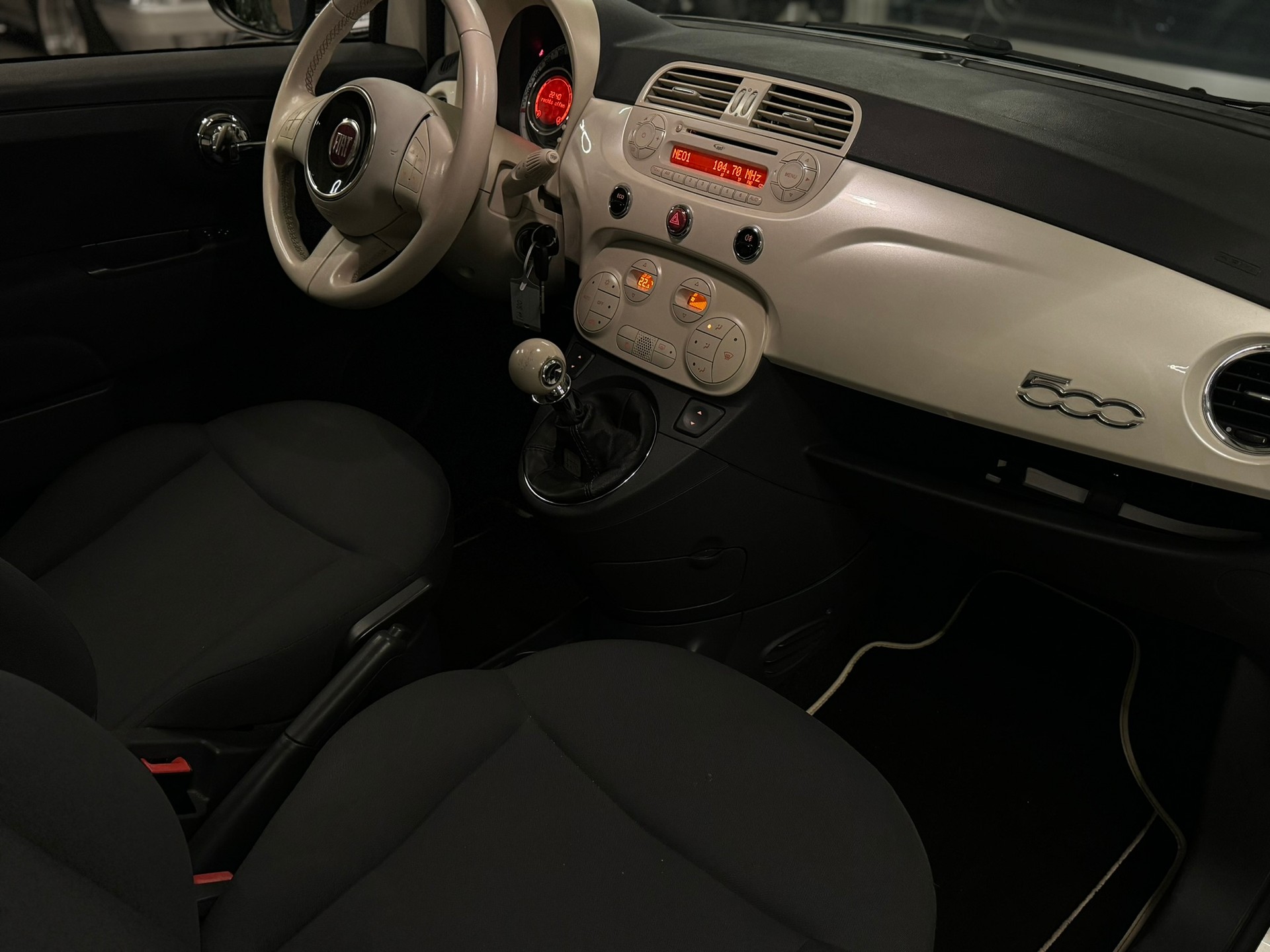 FIAT 500 0.9 Twinair Turbo Lounge-image-10